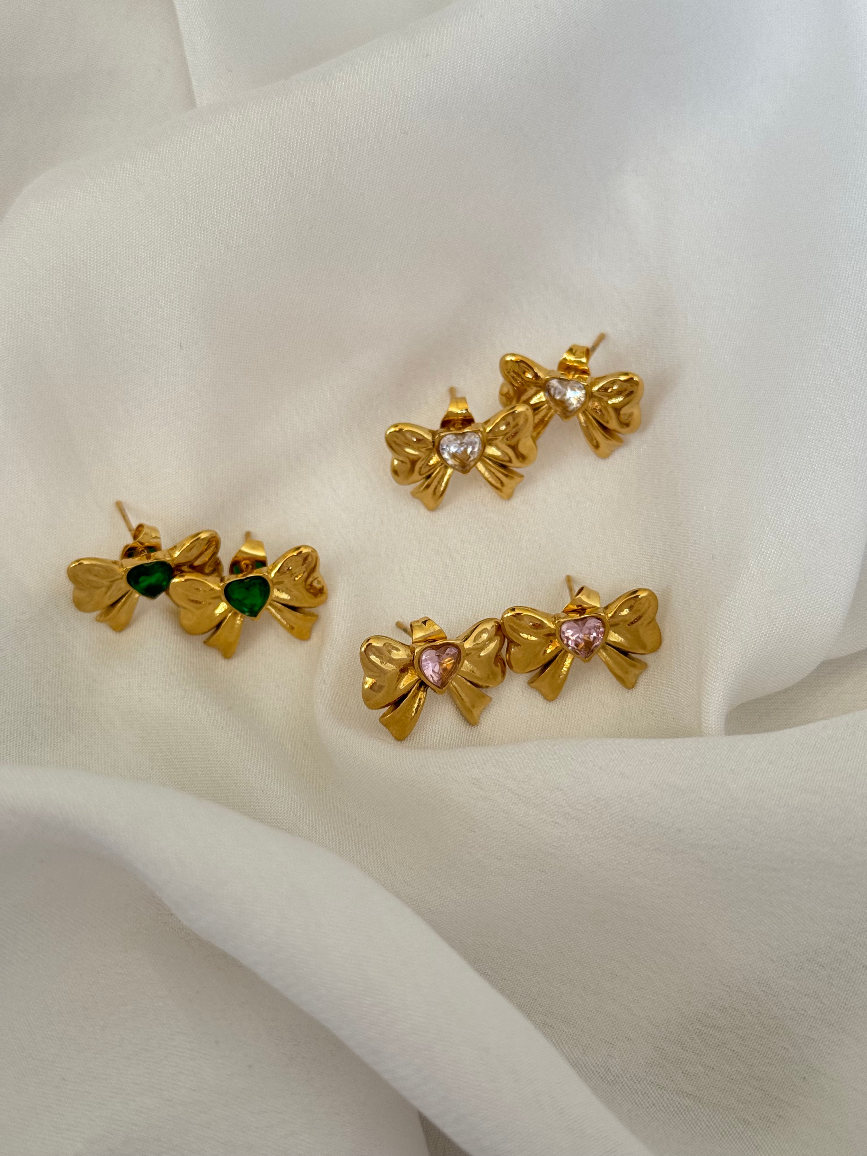 Darla Bow studs