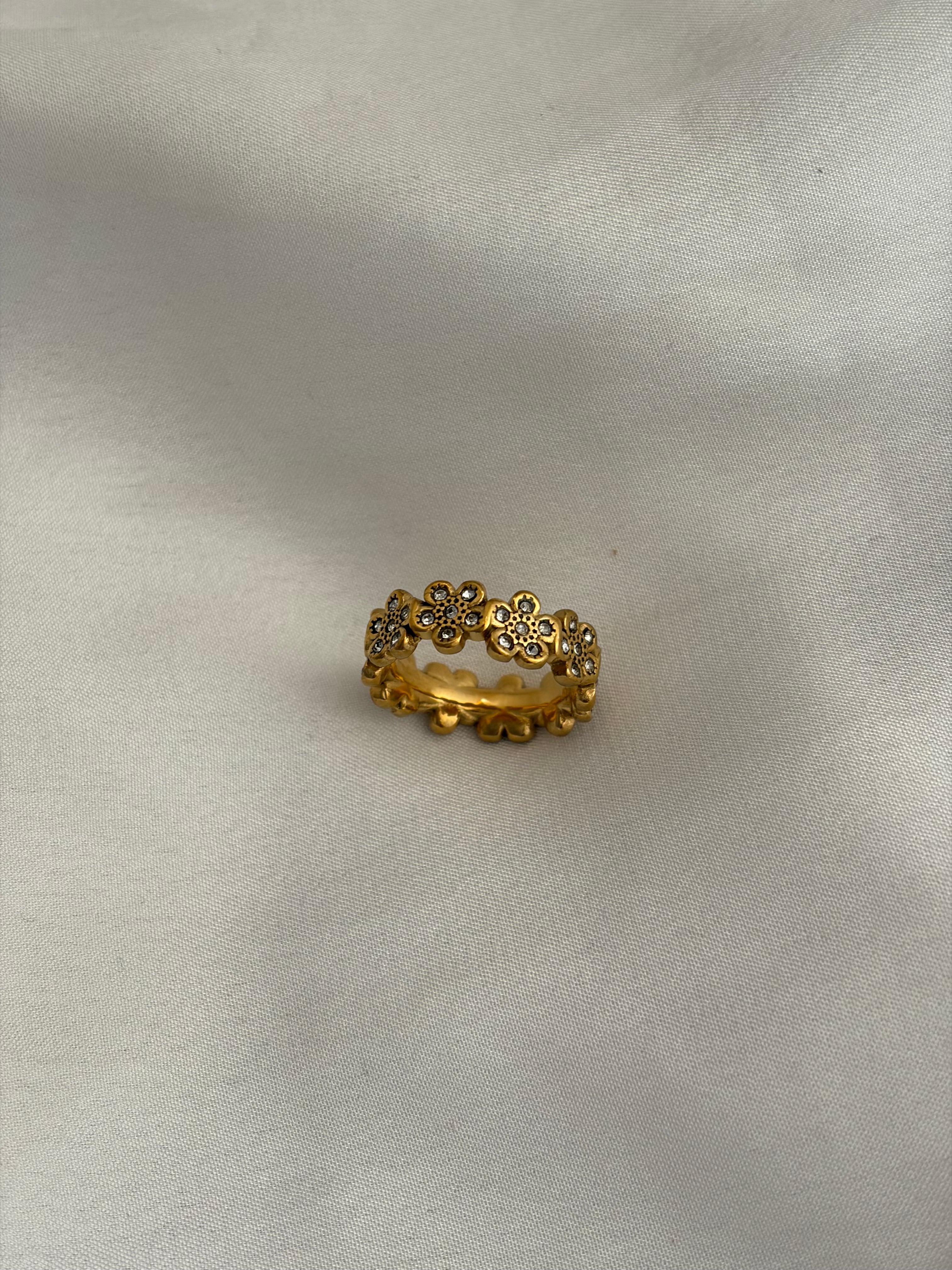 Mystic ring