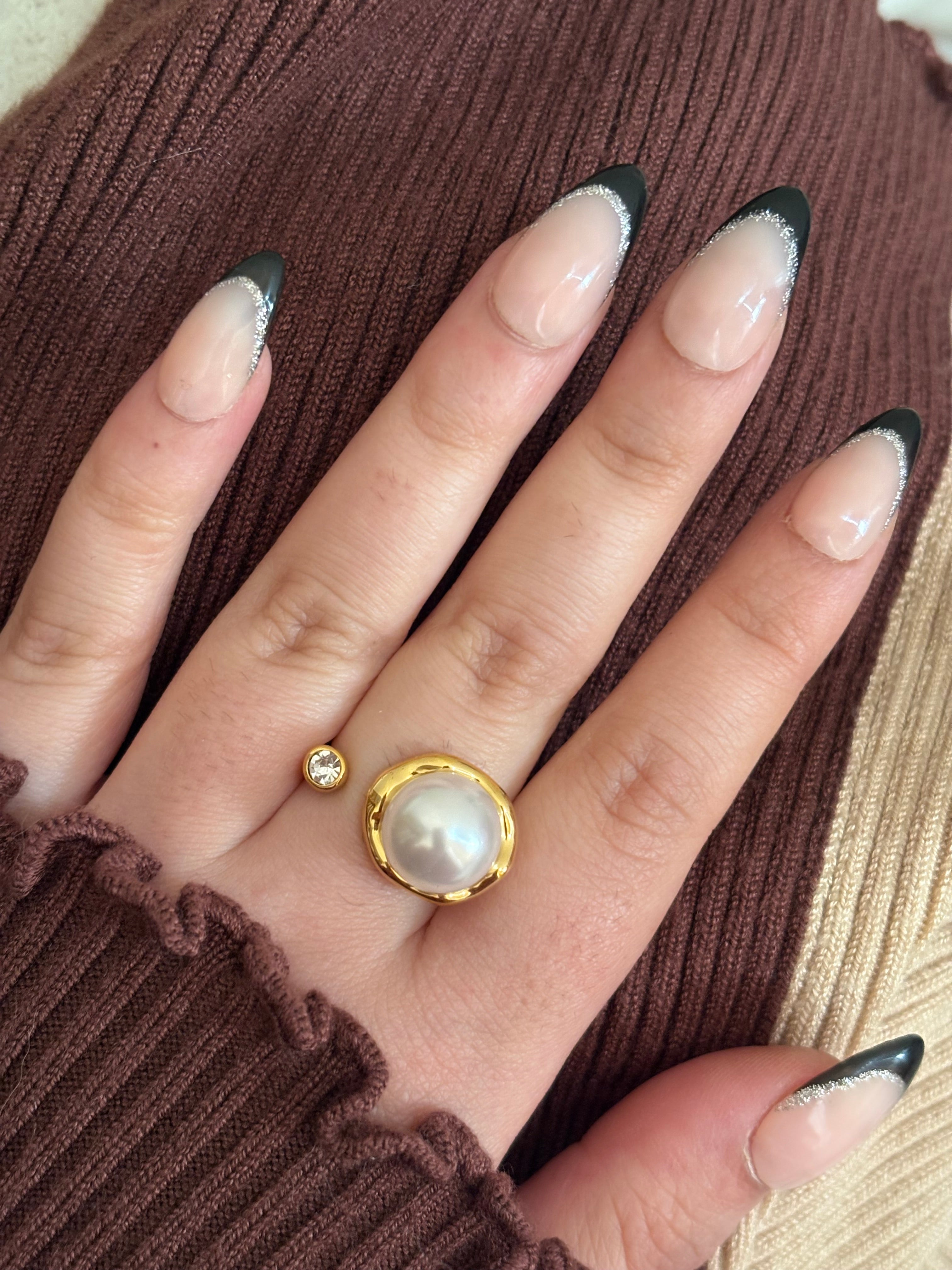 Pearl ring