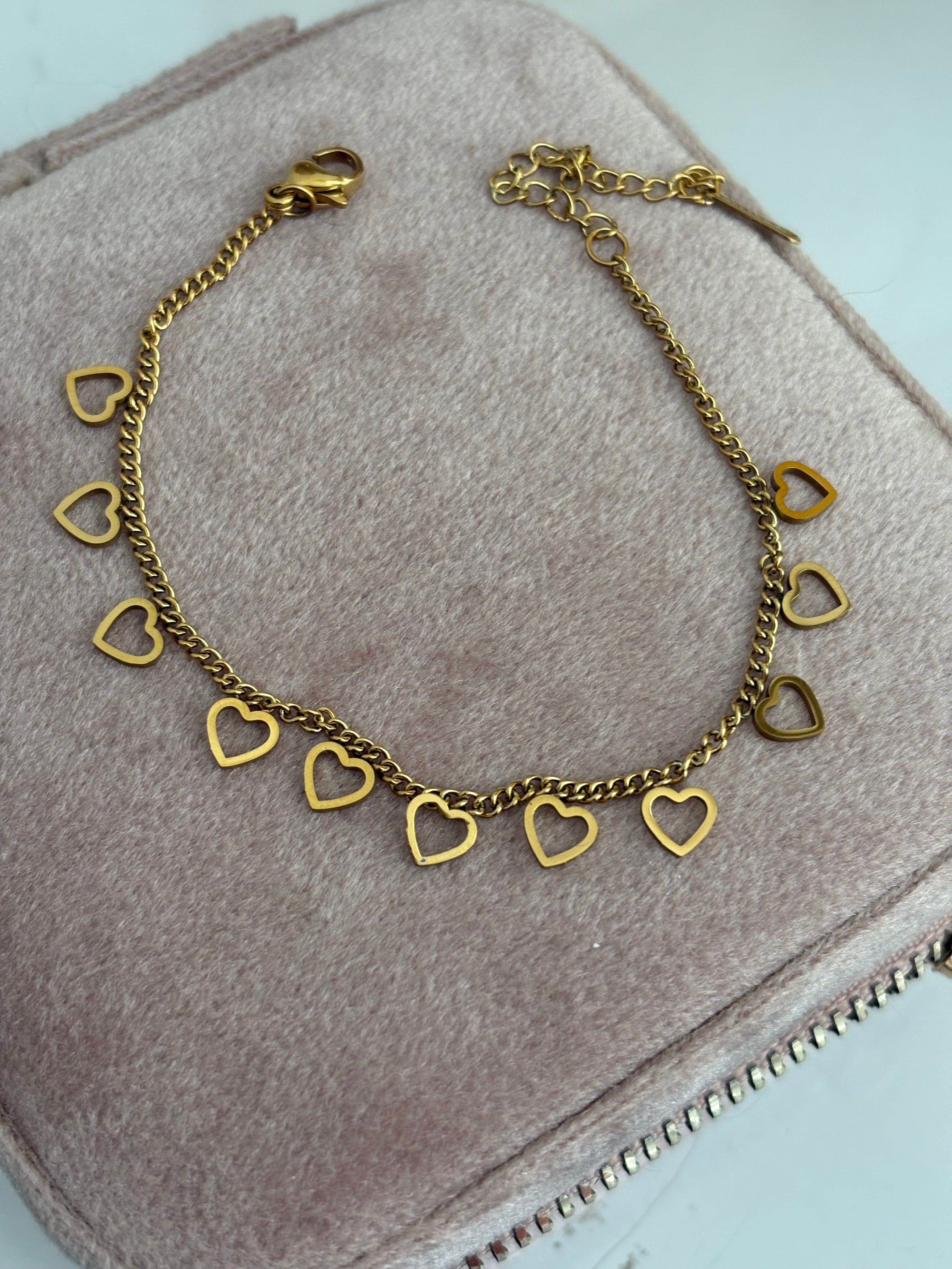 Hollow heart bracelet