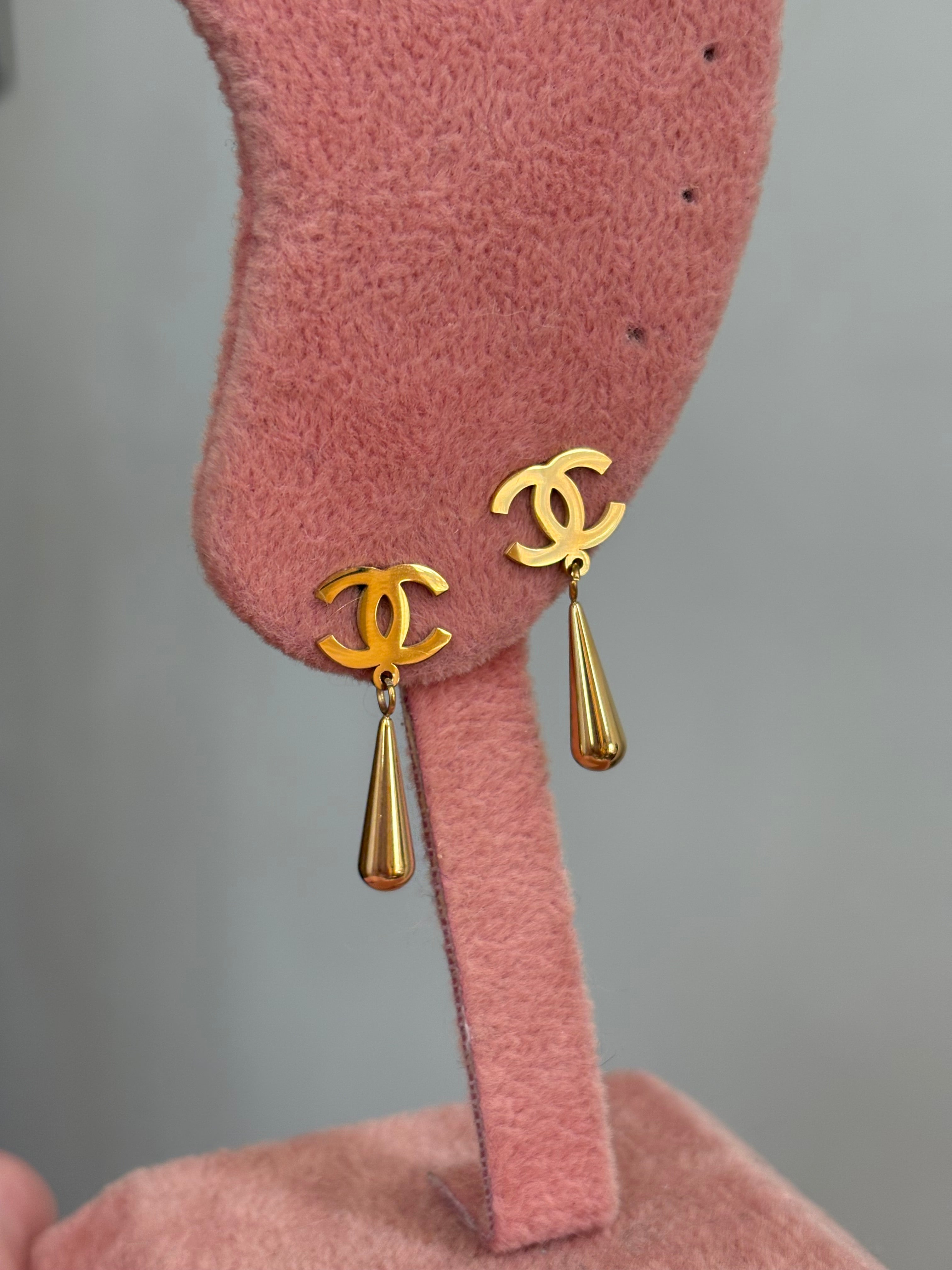 CC earring