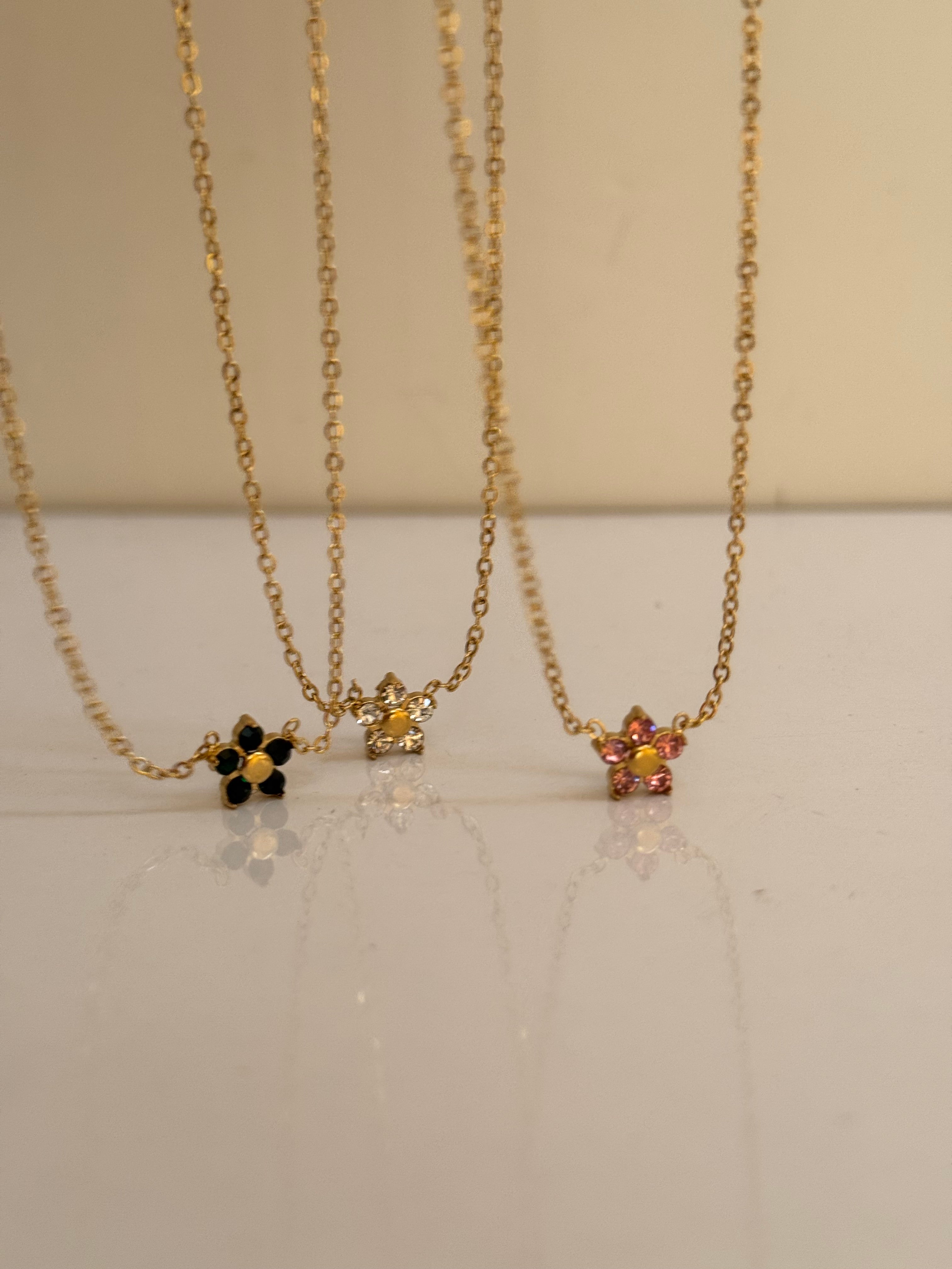 Daisy necklace