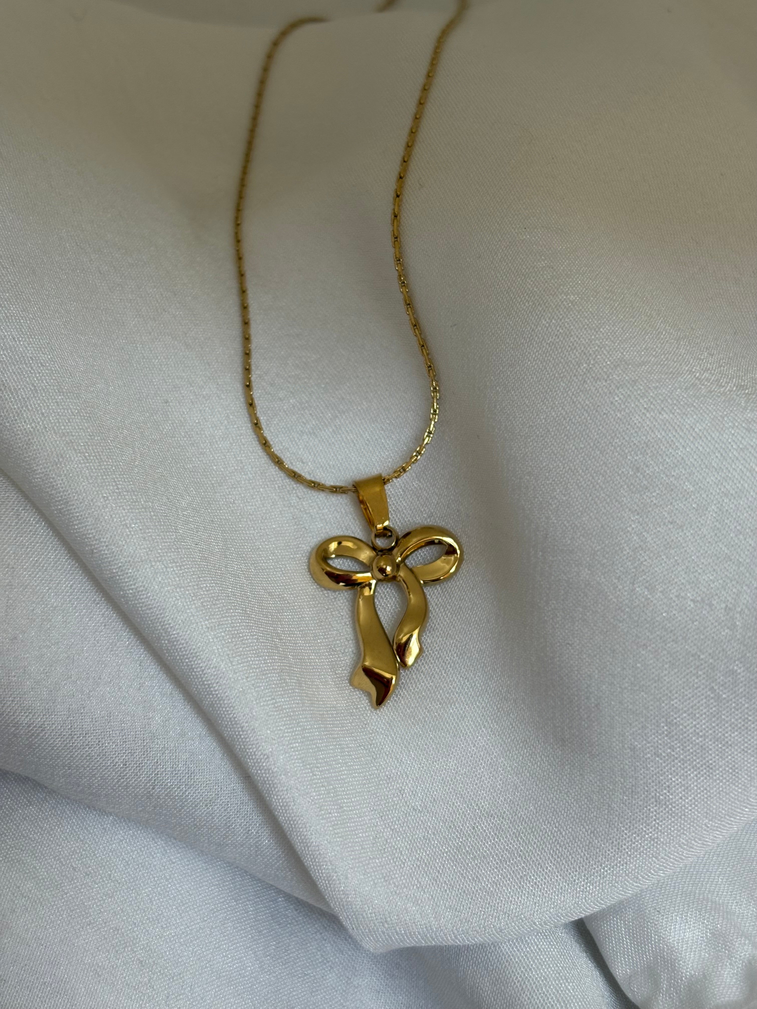 Bow necklace