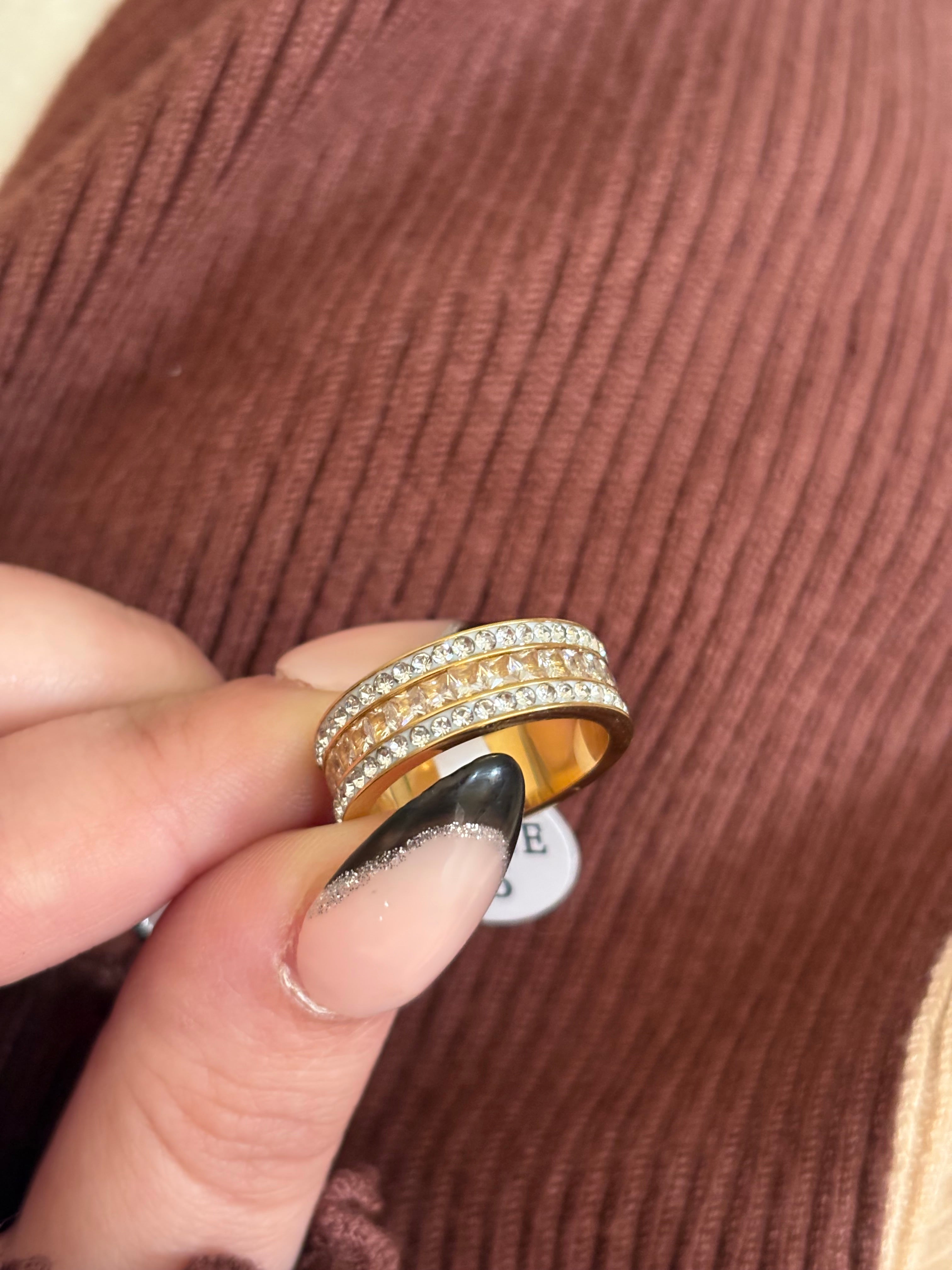 Luck ring