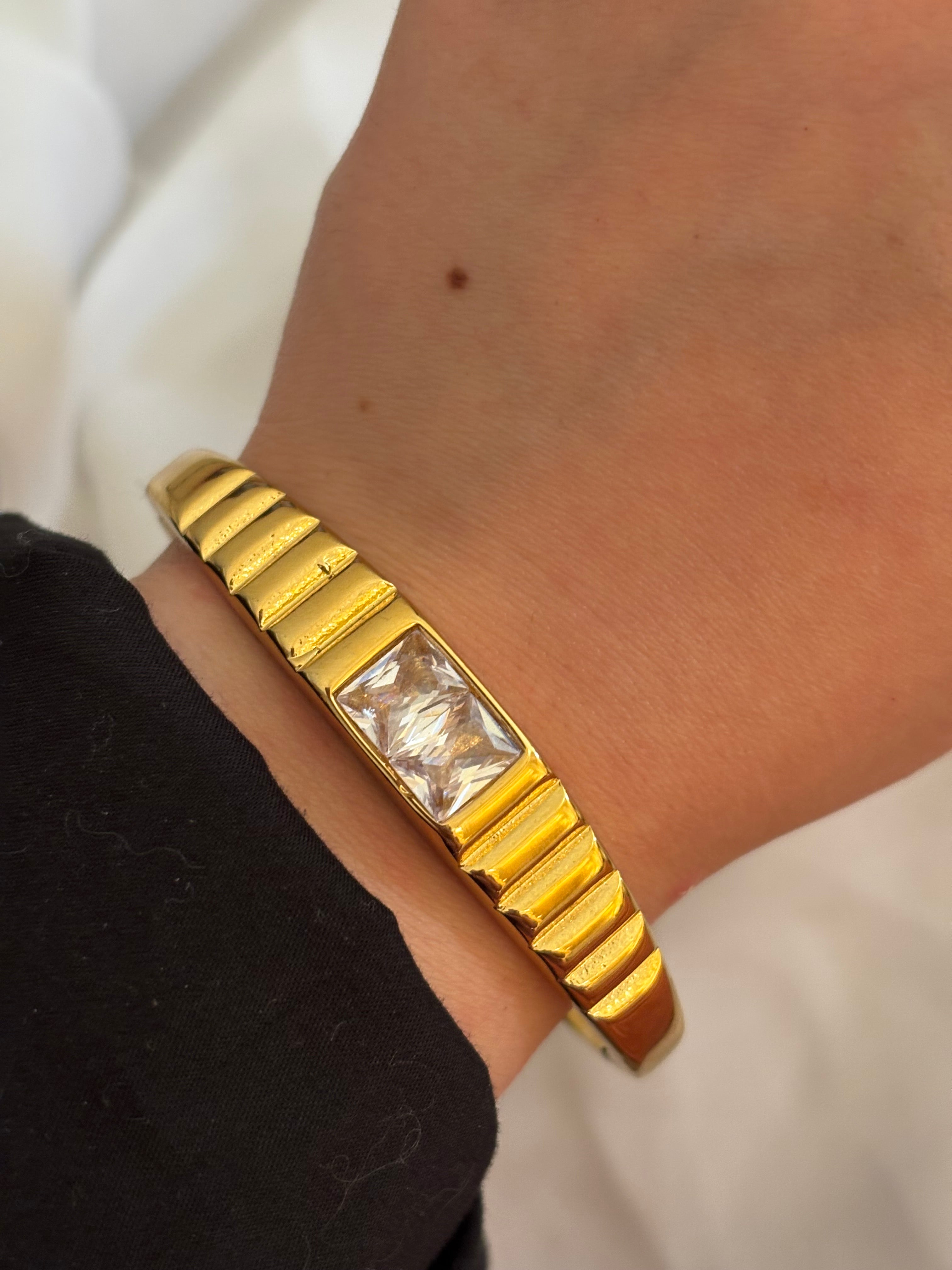 Craze bracelet
