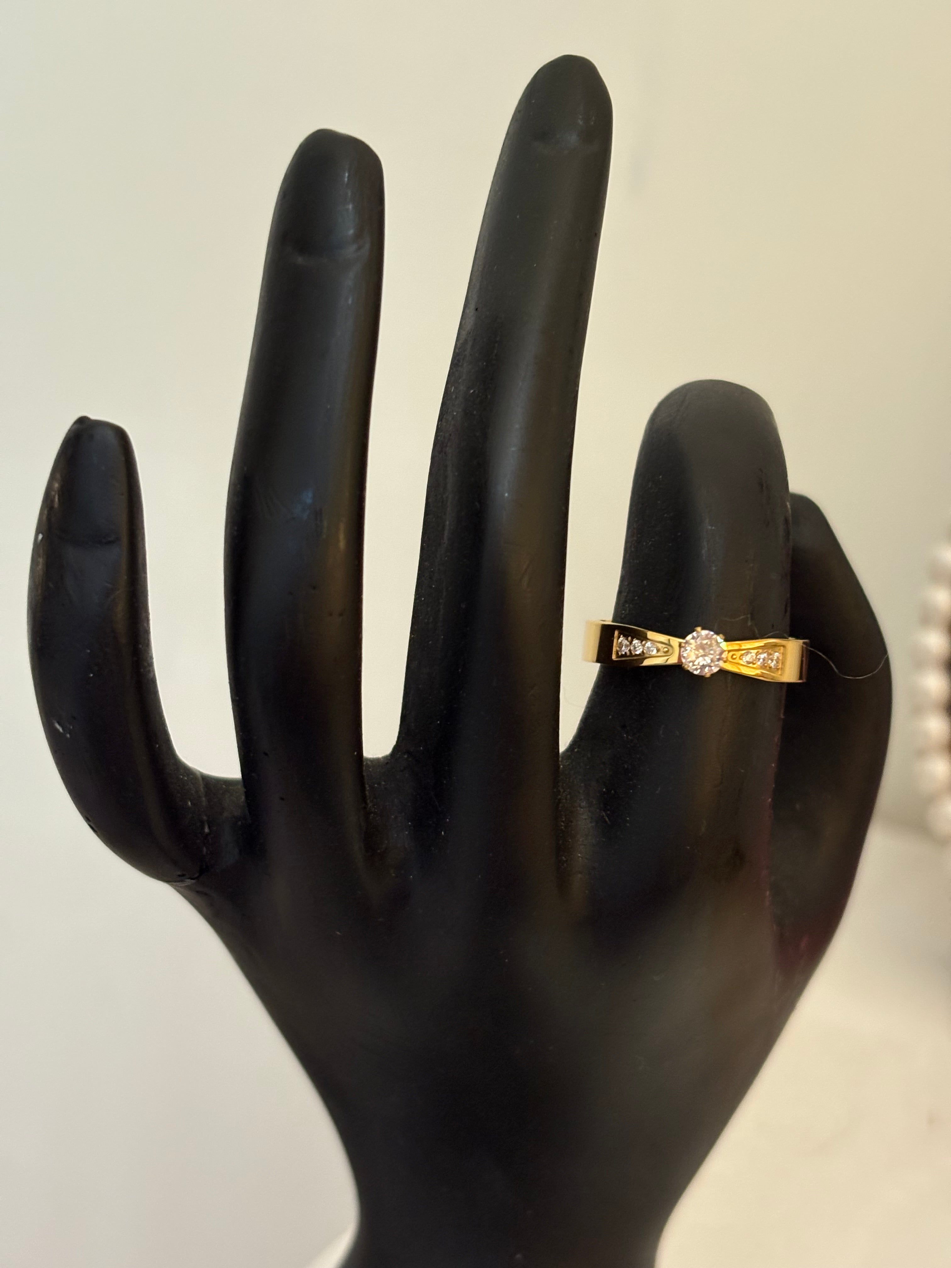 Diamond ring