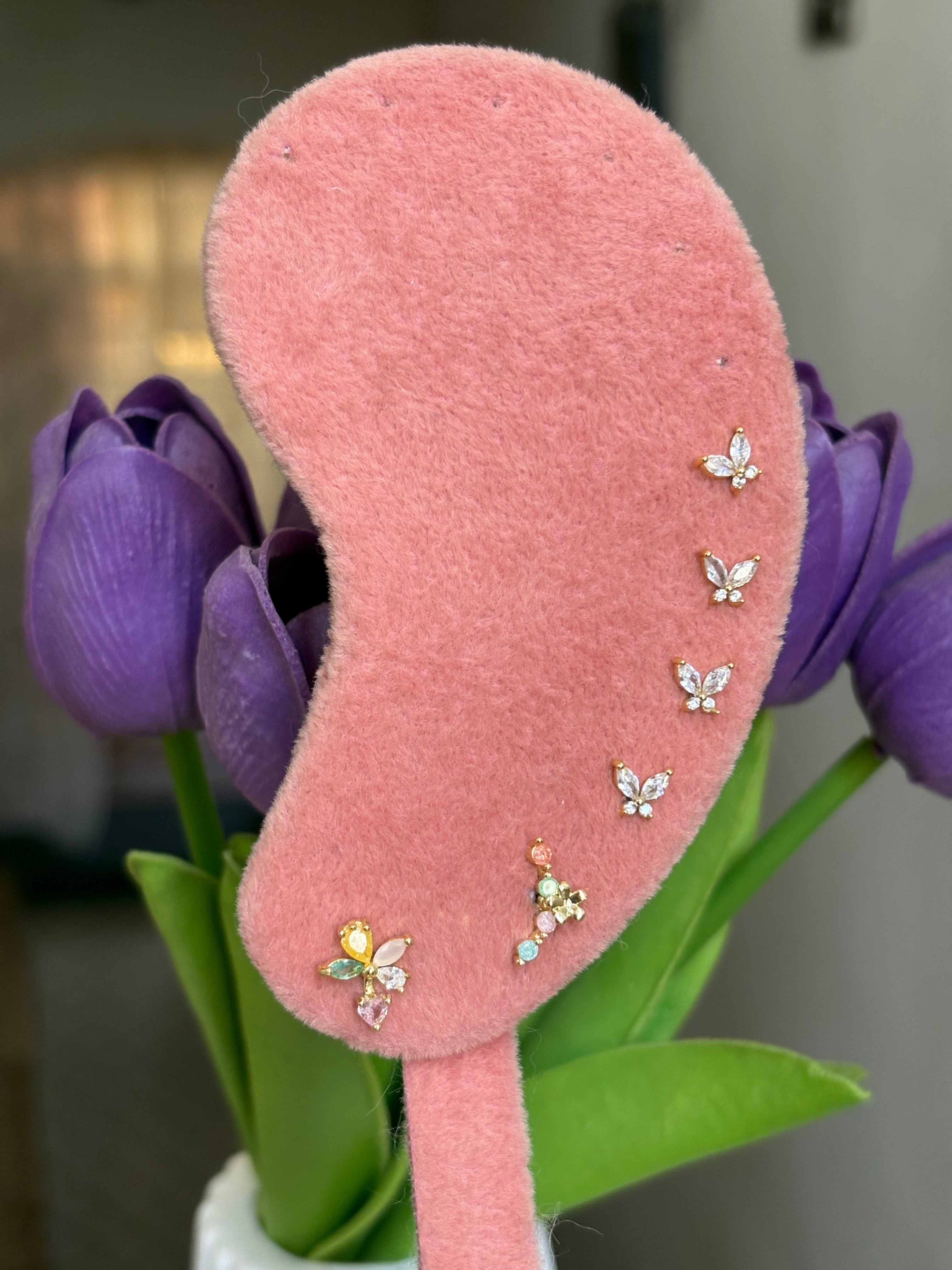 Butterfly ear set