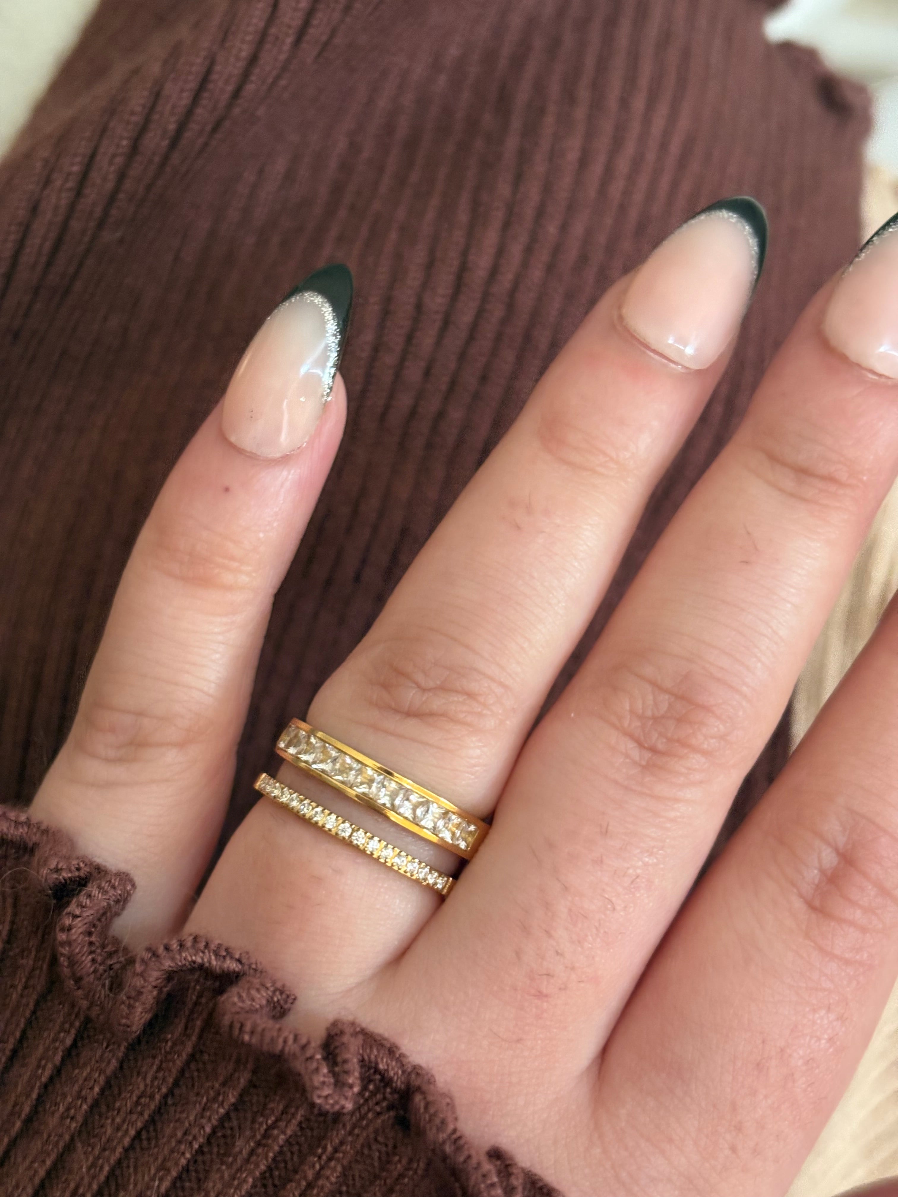 Ela ring