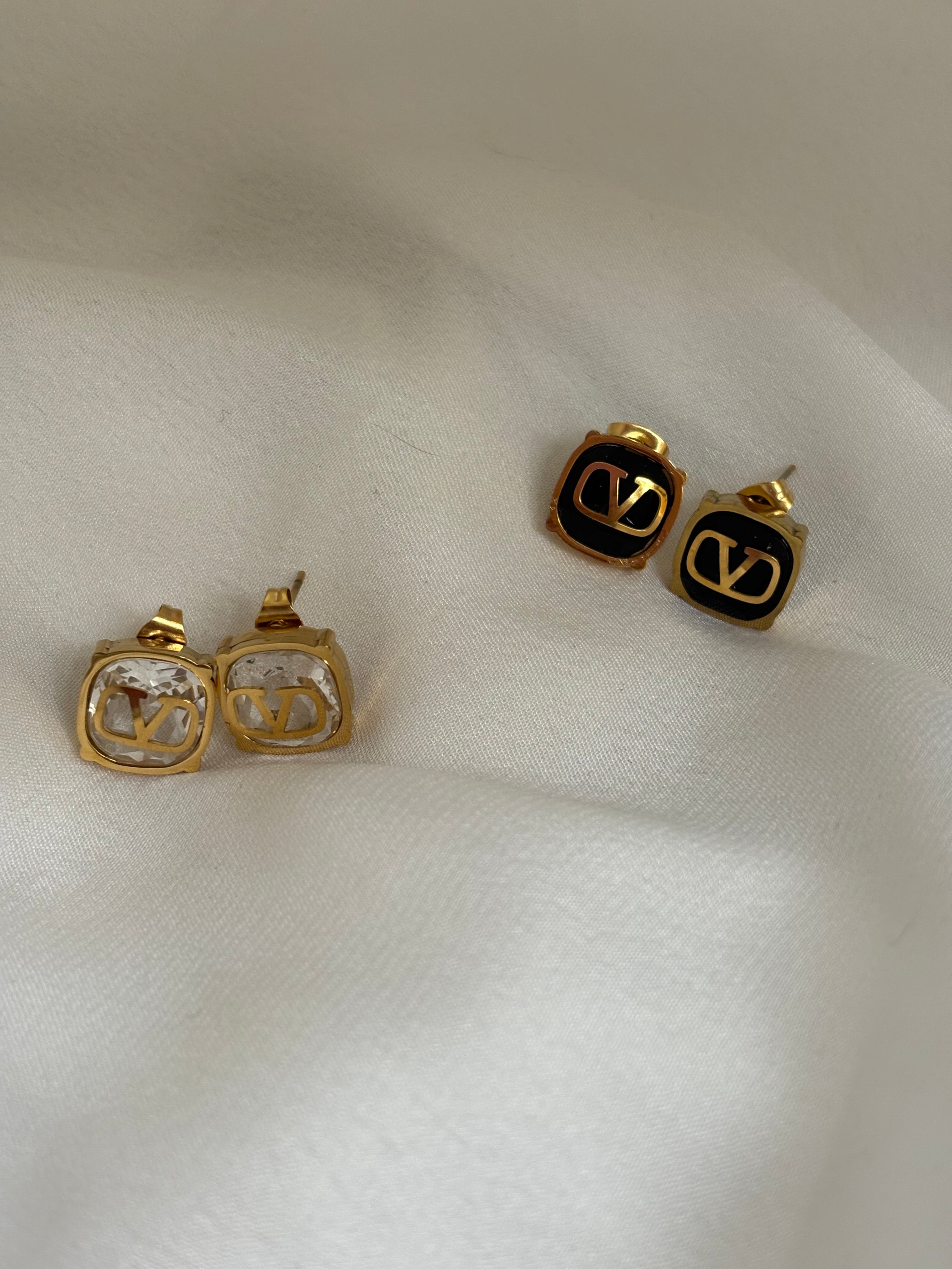Valentino stud