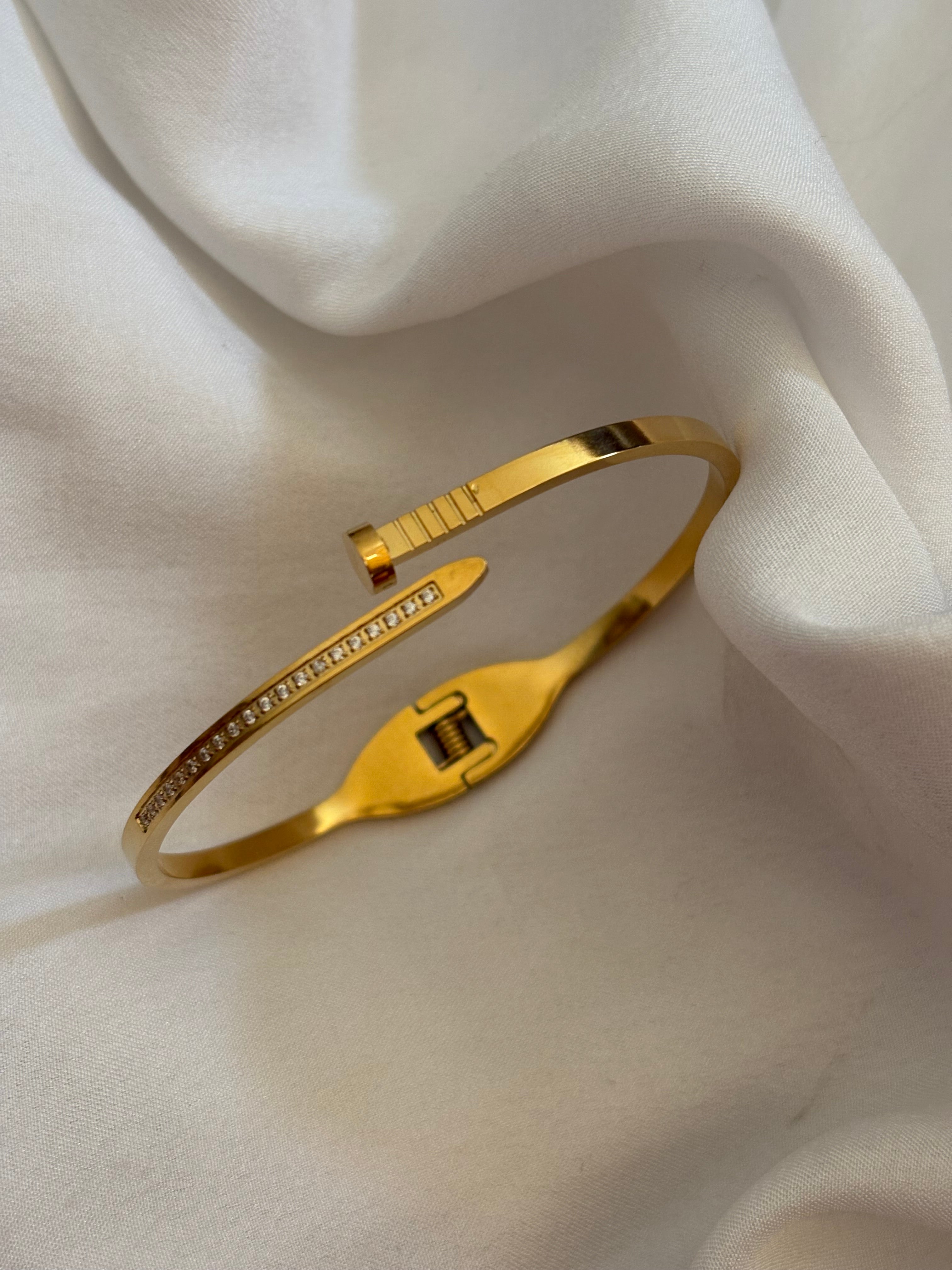 Nail bracelet