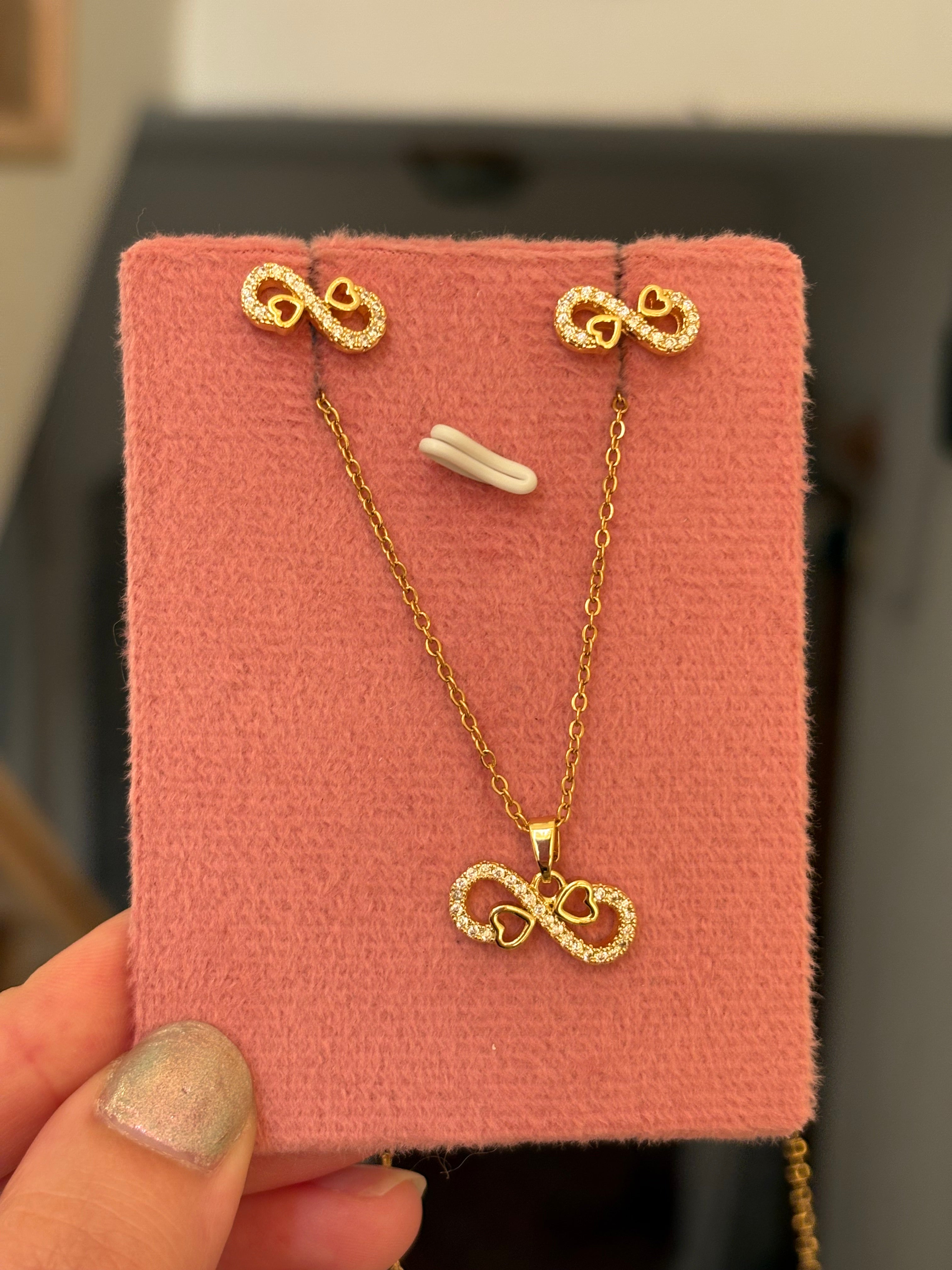 Infinity heart set