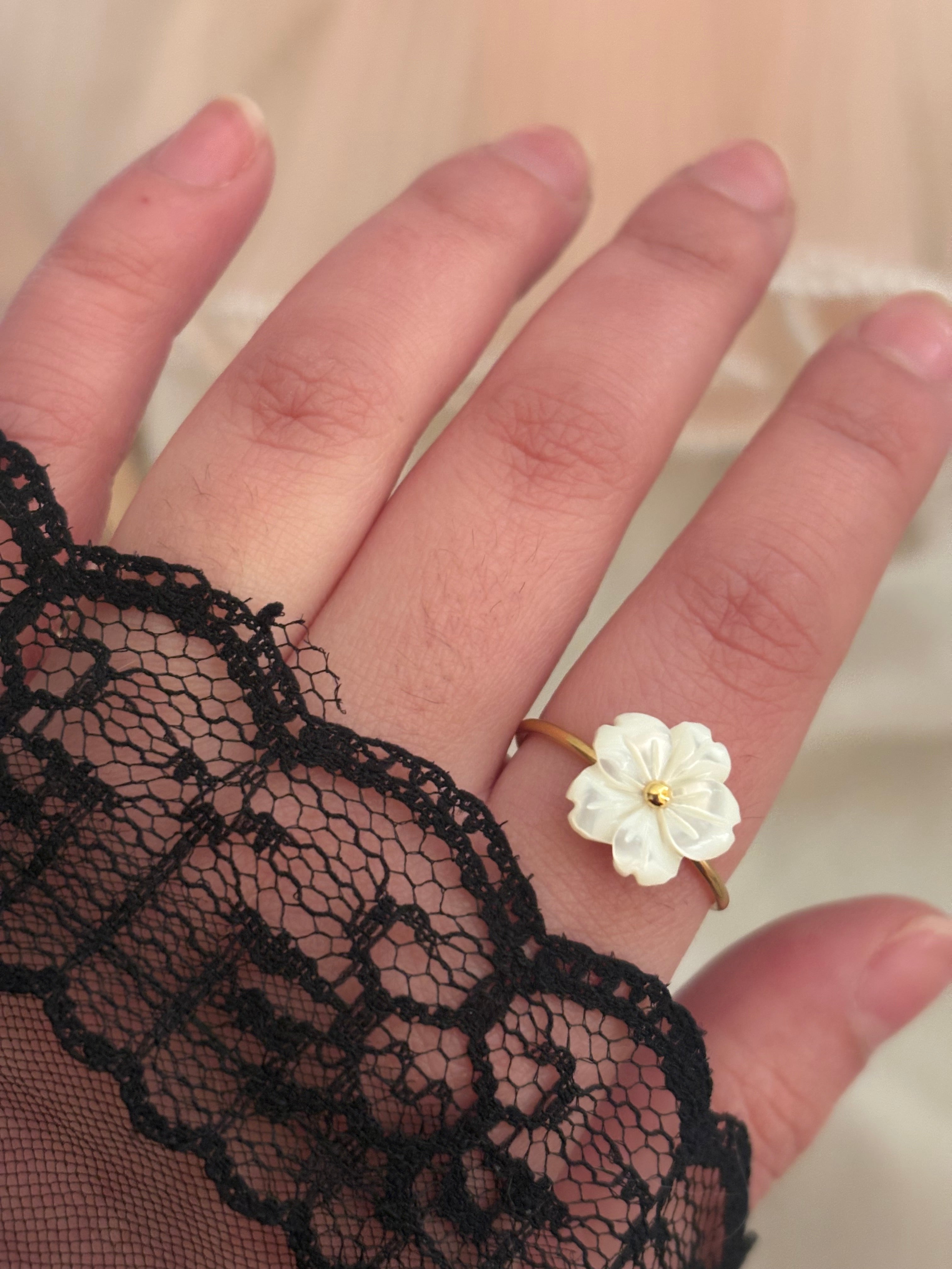 Soft girl ring