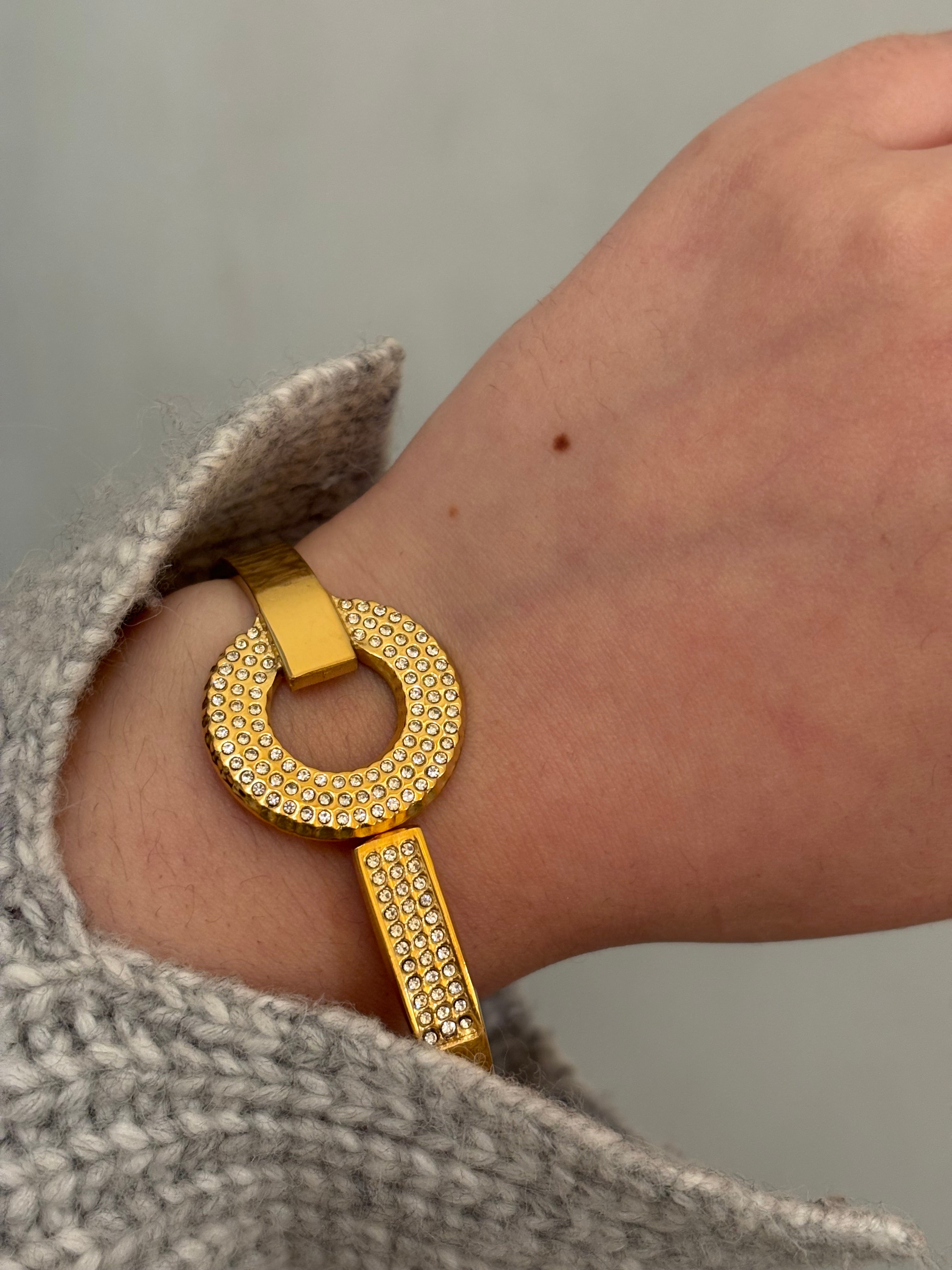 Extra bracelet