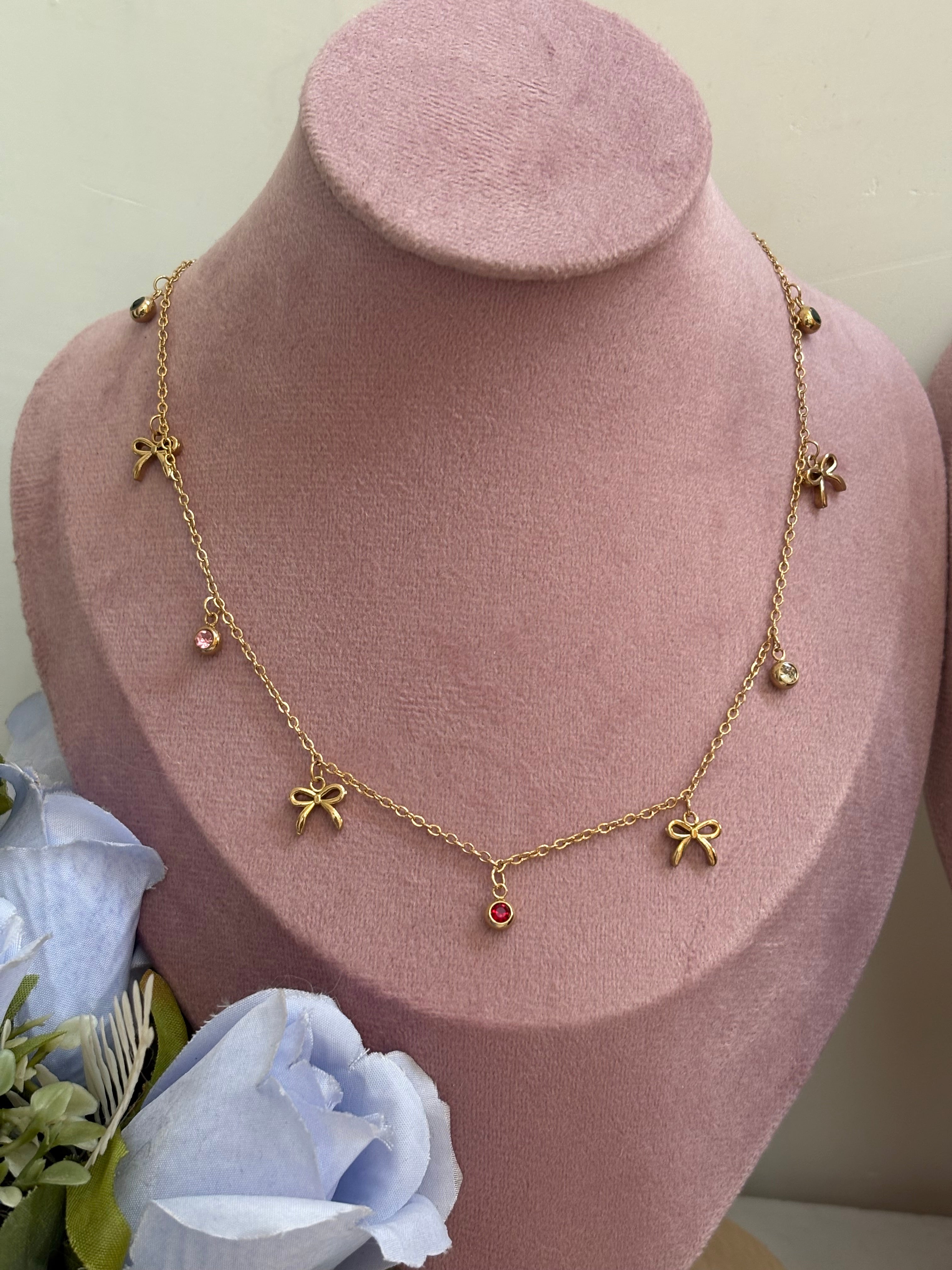Bow charm necklace