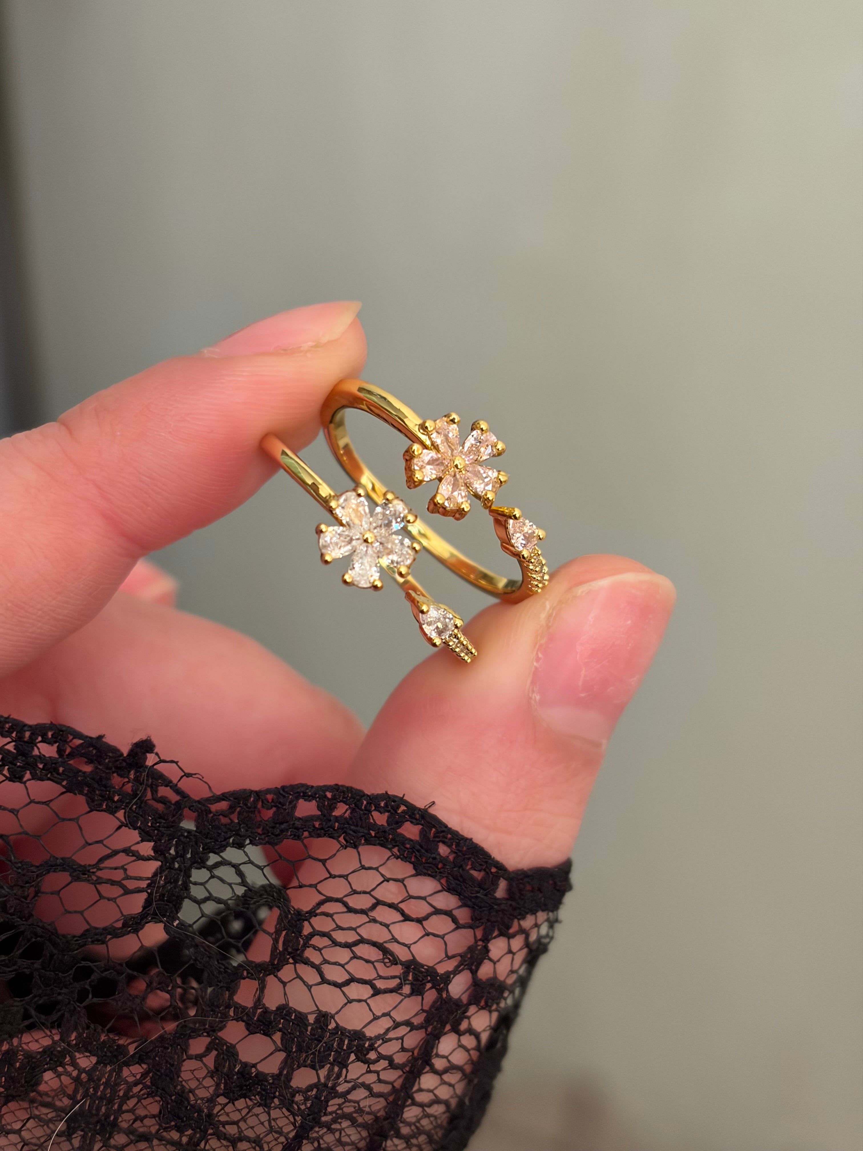 Saga ring