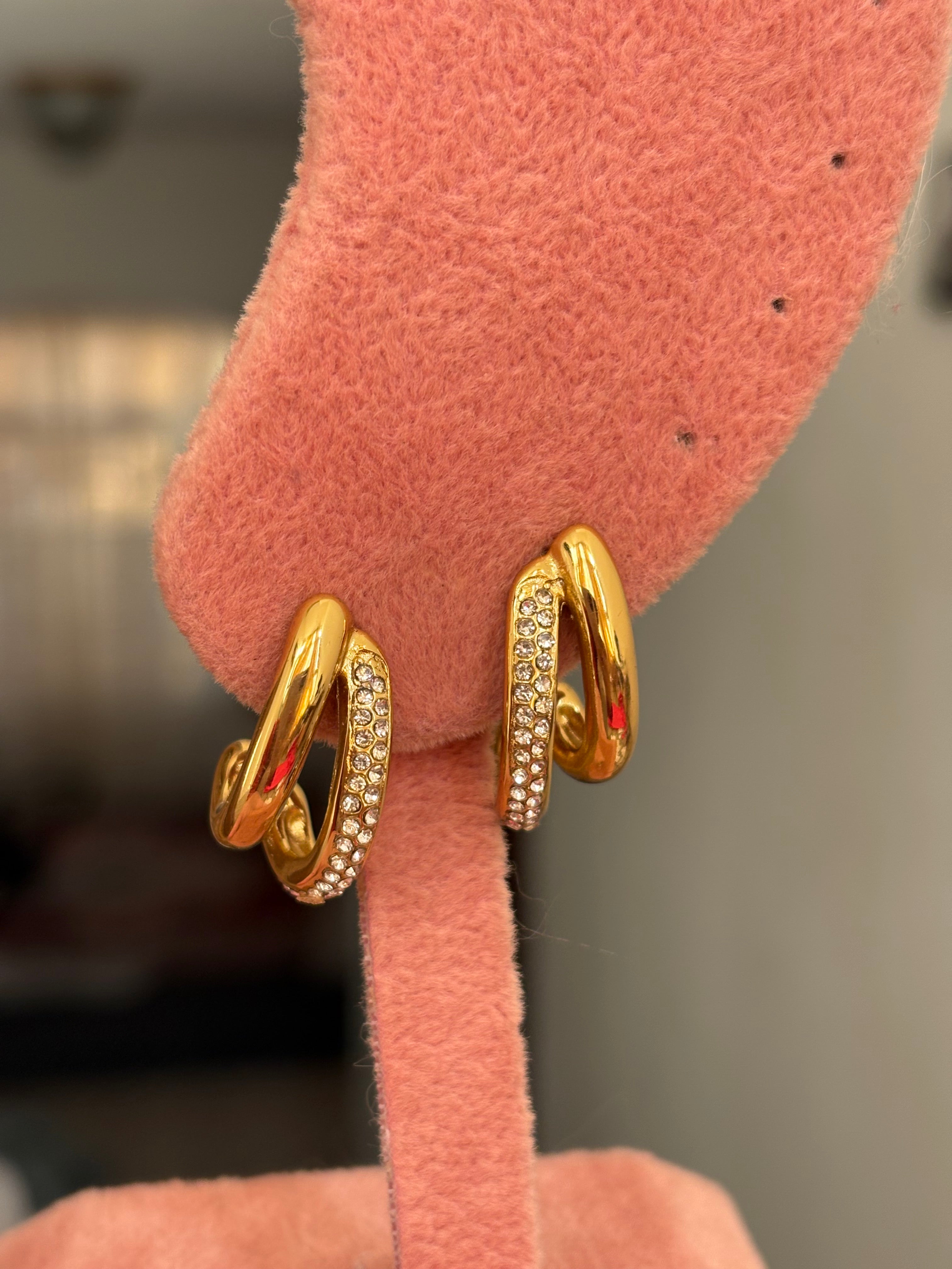 Extra earring