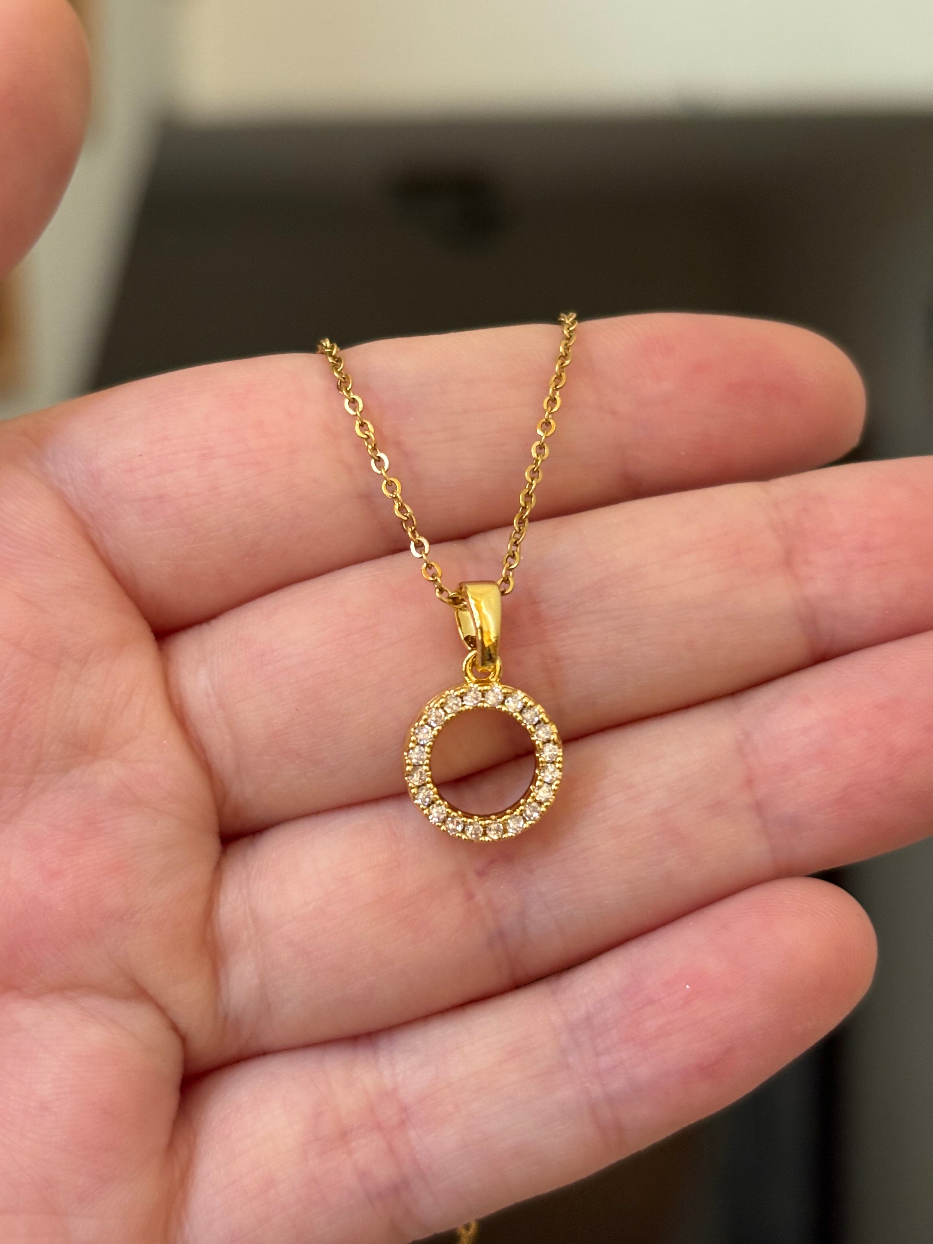 Circle necklace