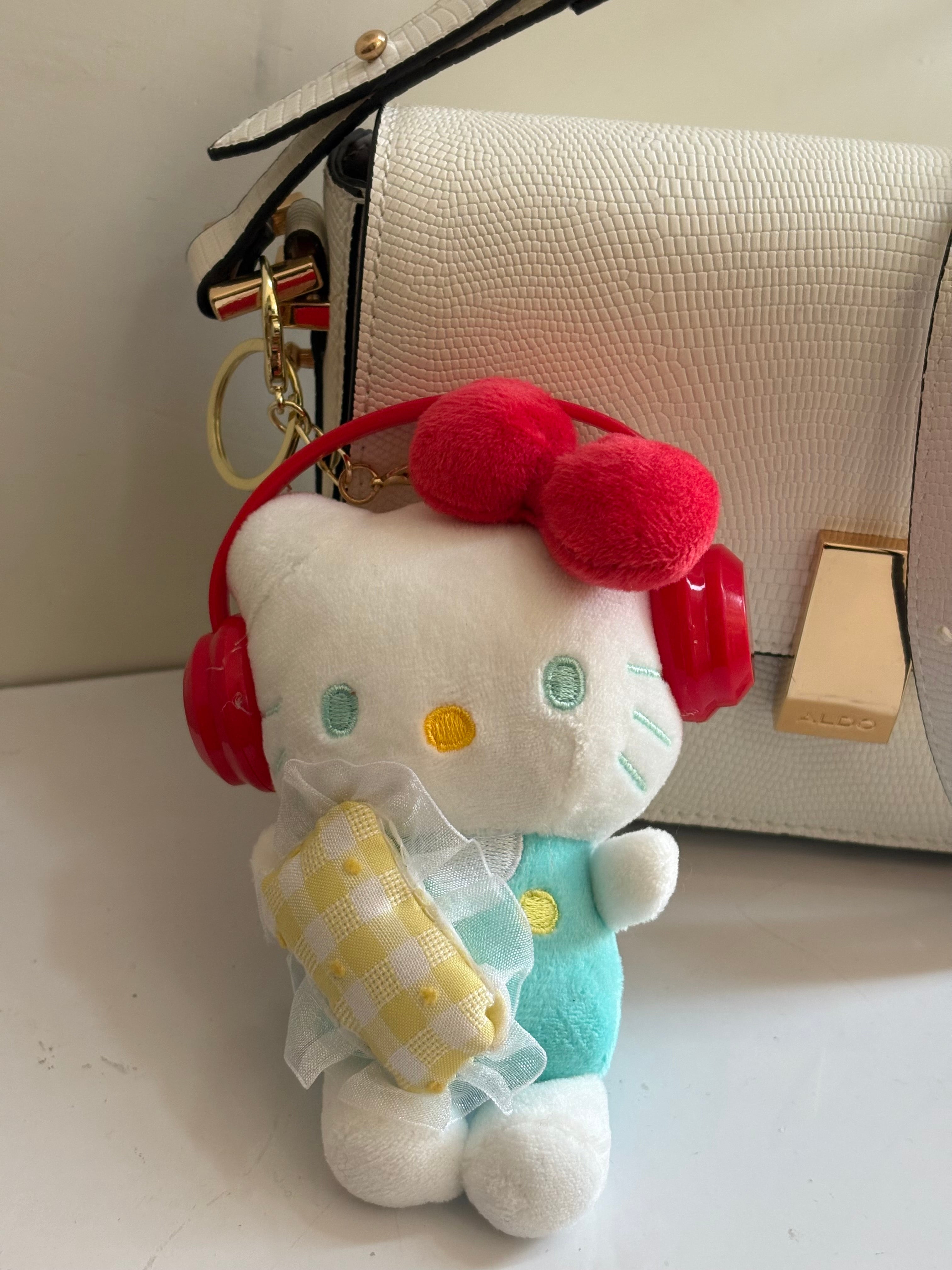 Hello kitty bagcharm/keychain