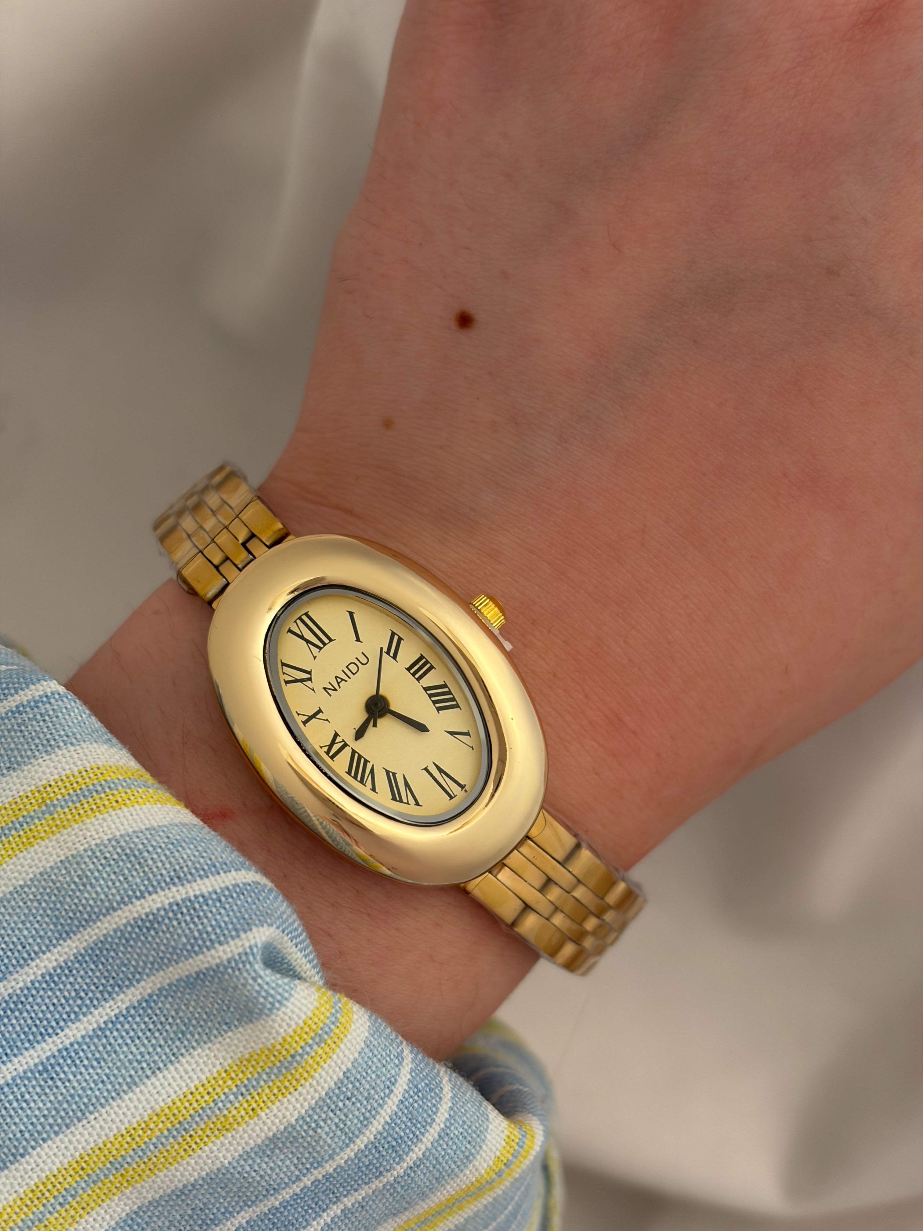 Lav watch