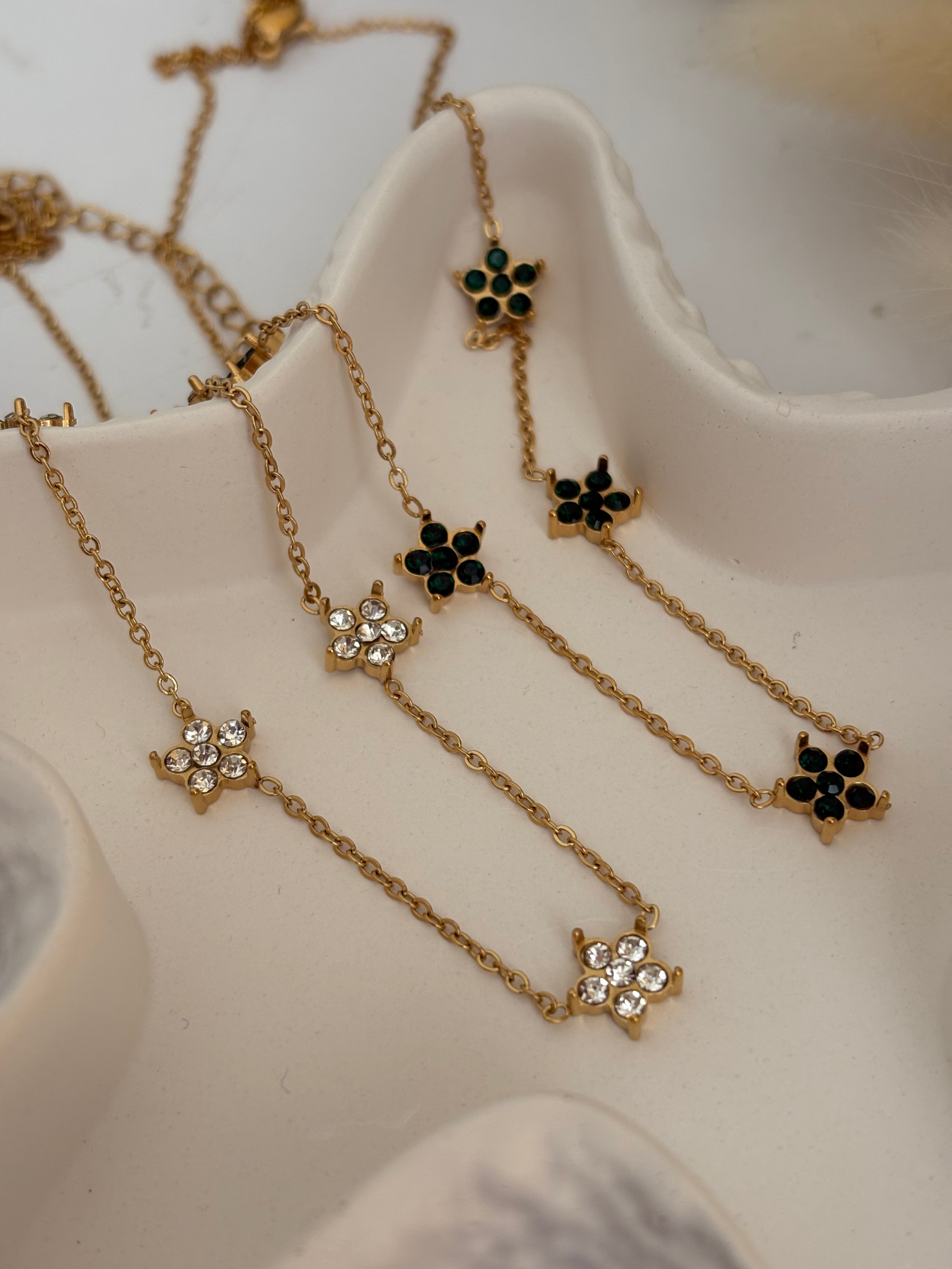 Florals necklace