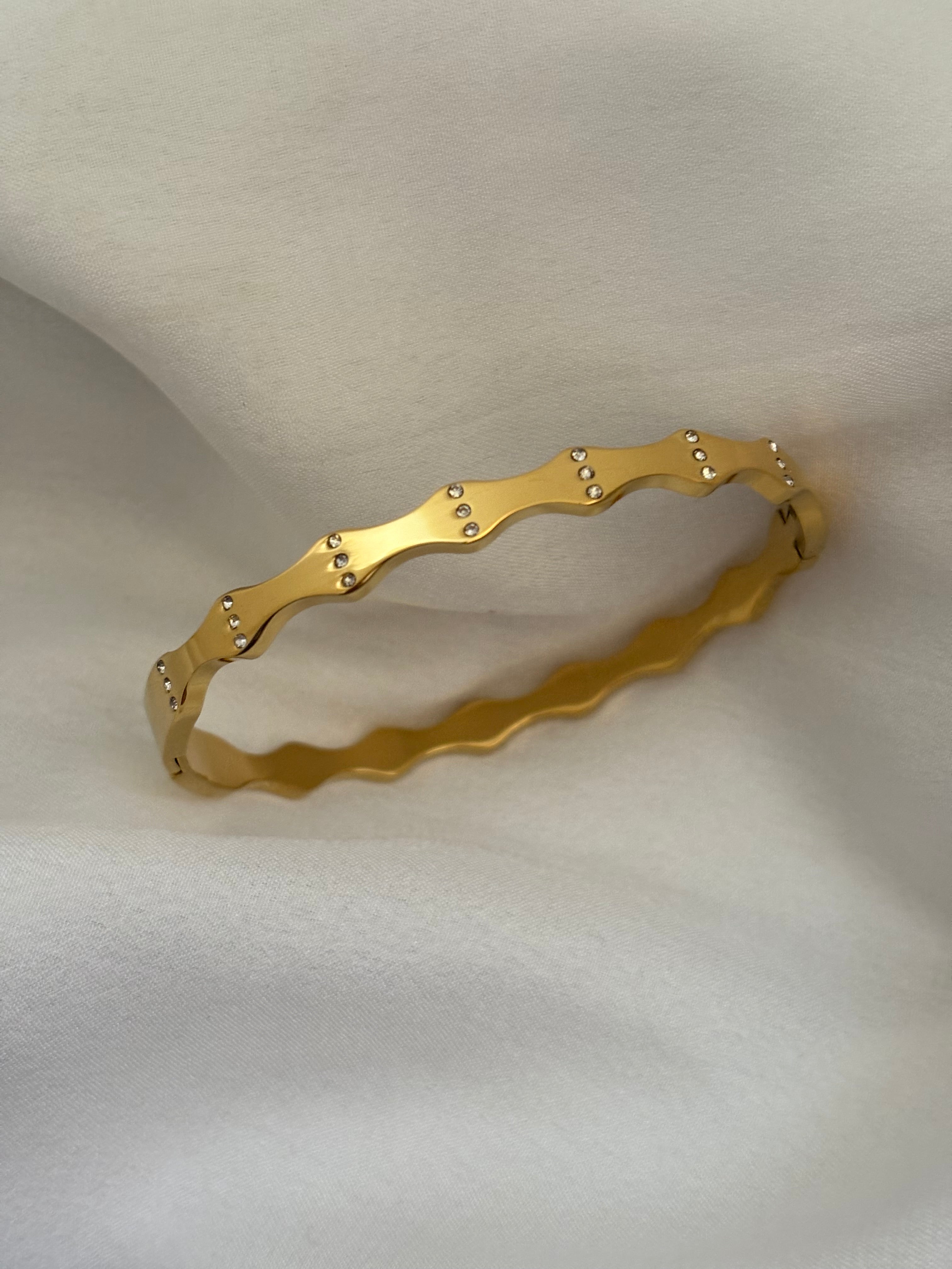 Want bracelet