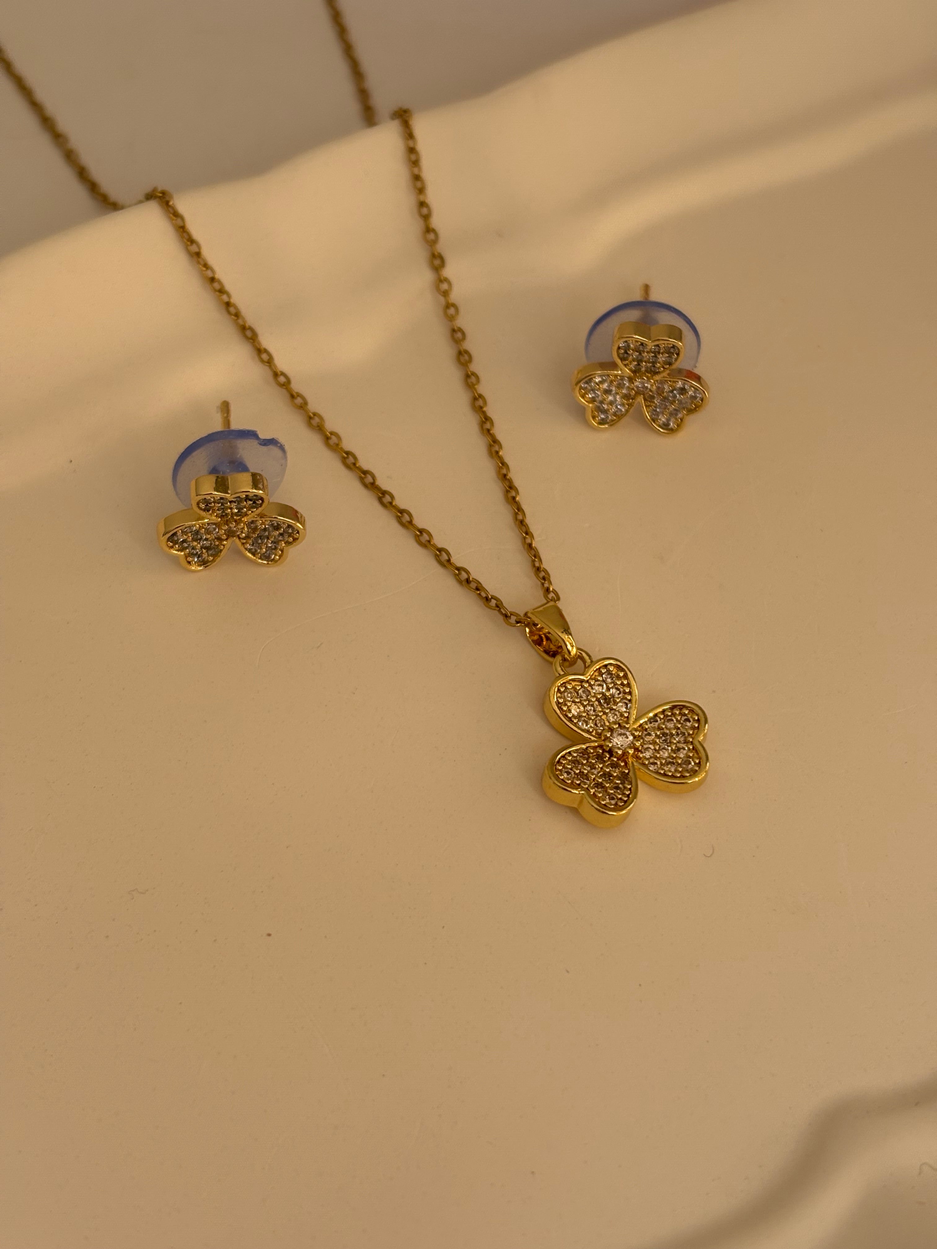 Clover set