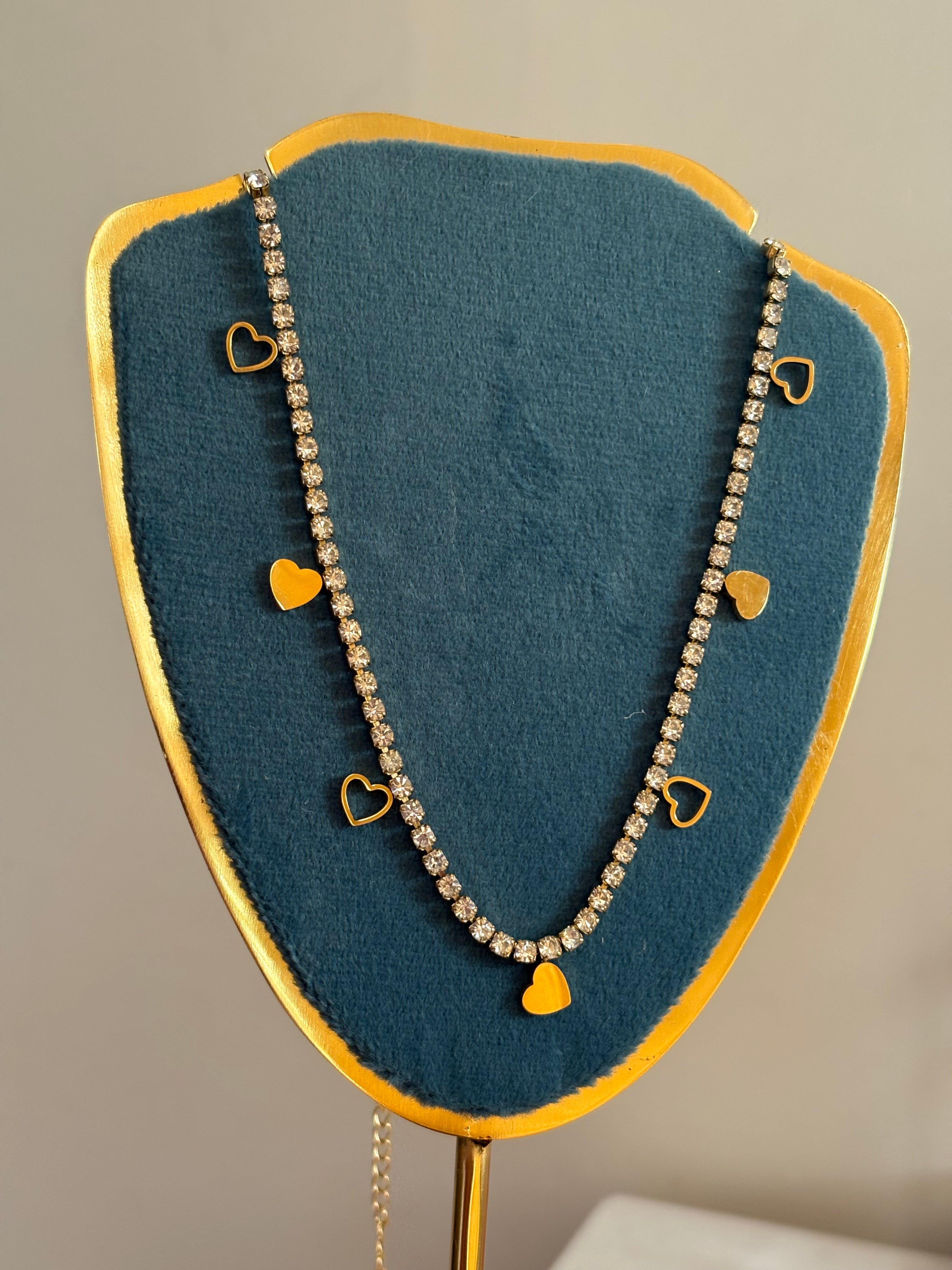 Heart studded necklace