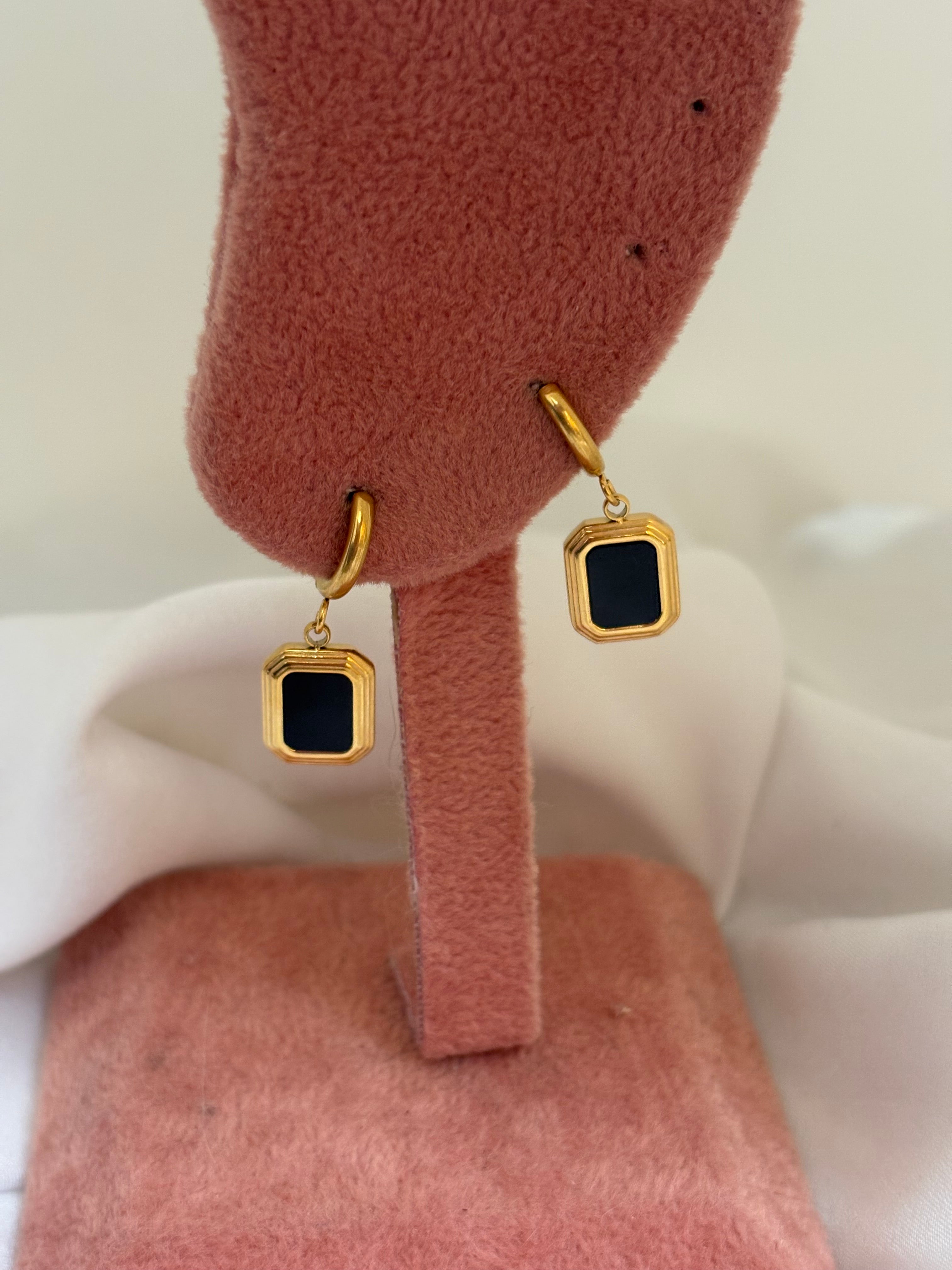 Bar earring