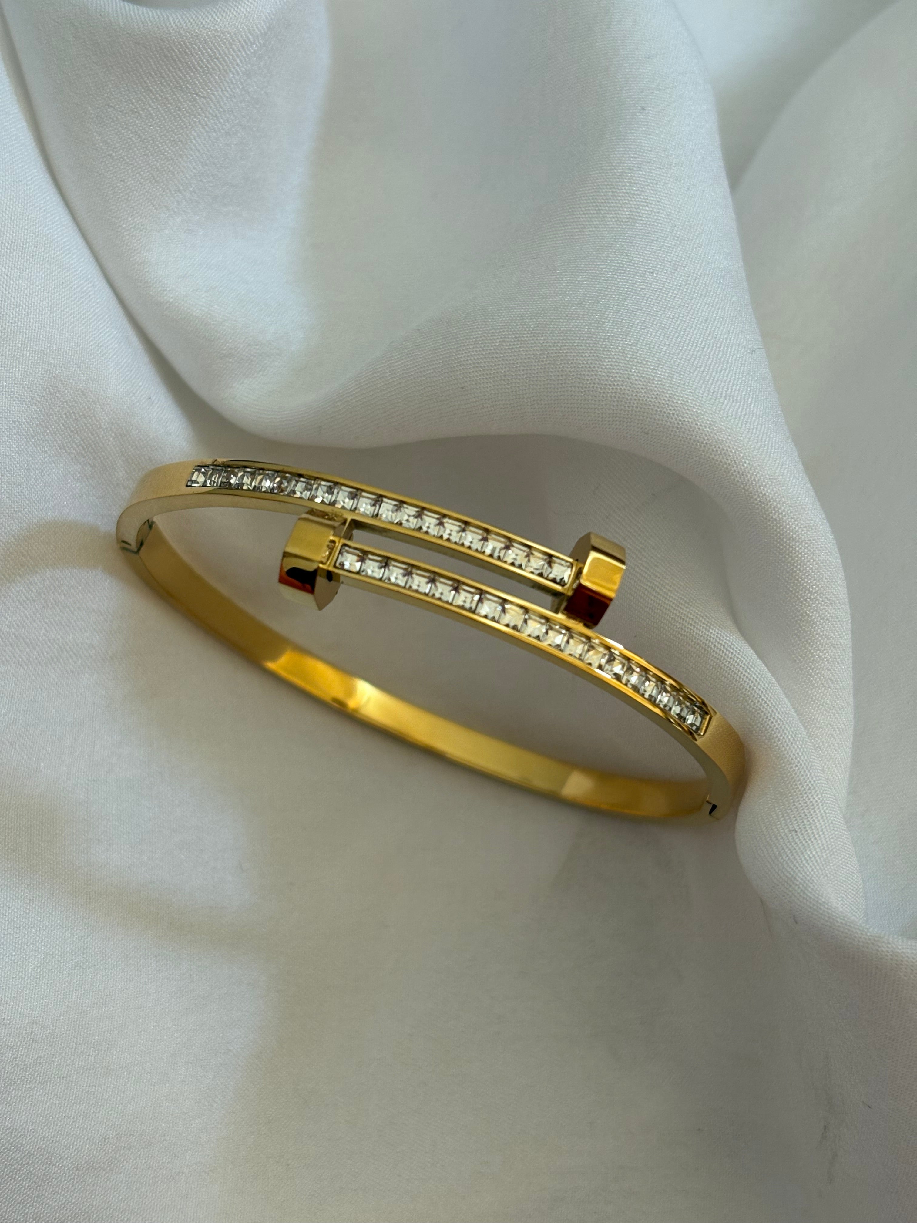 Atma bracelet