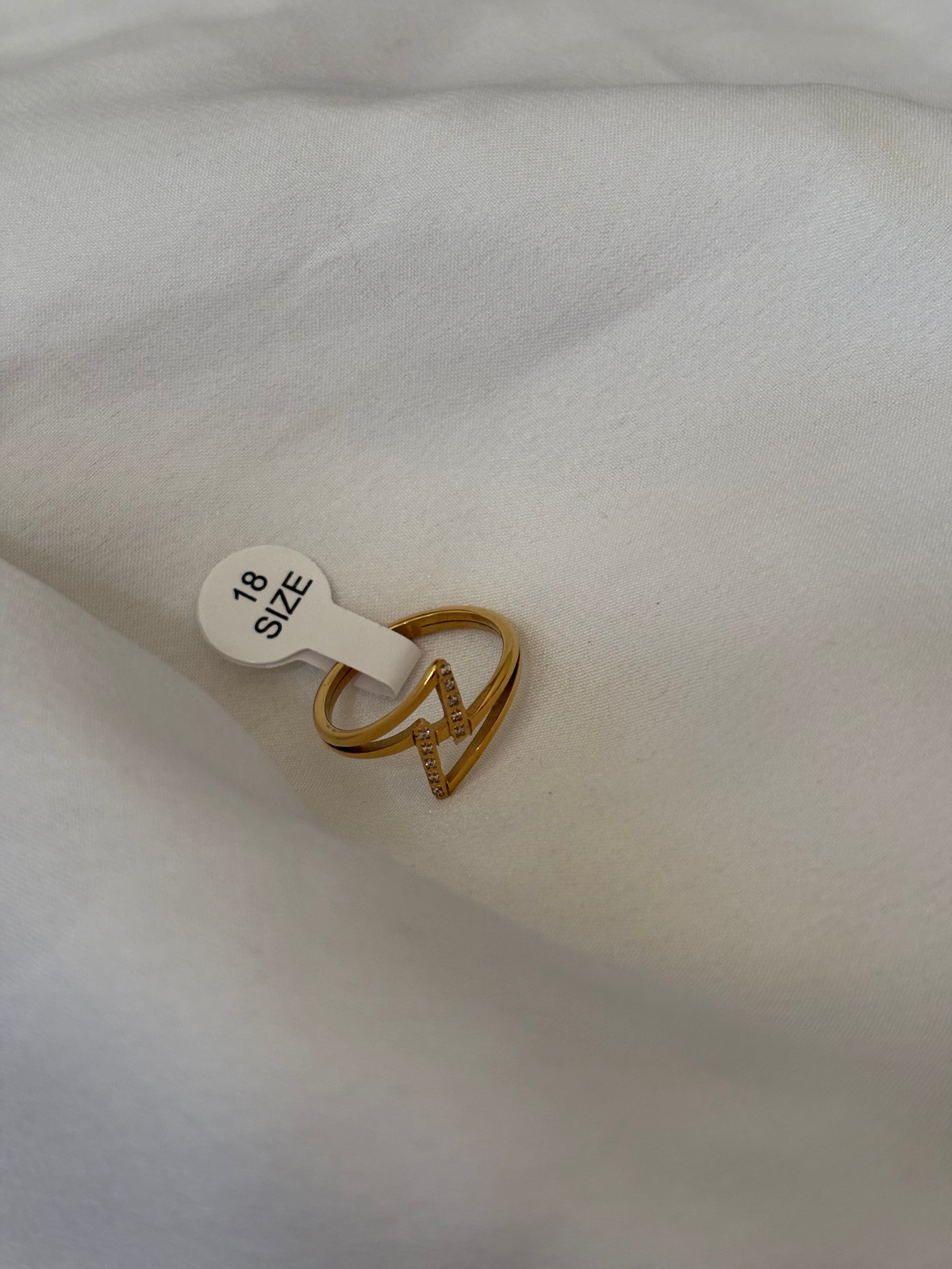 Emp ring