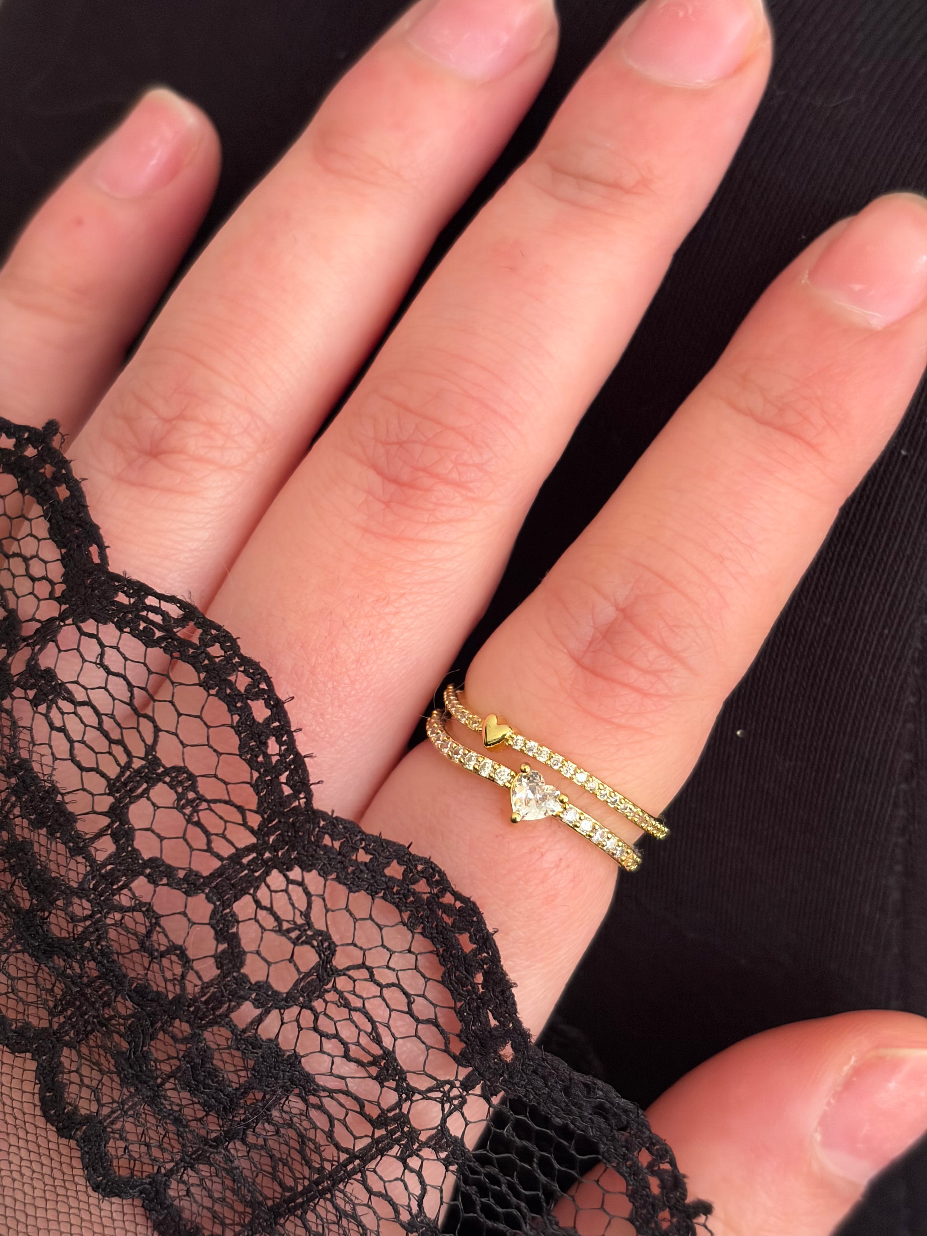 Hearts ring