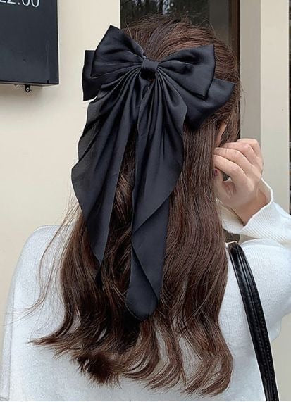 Double black bow