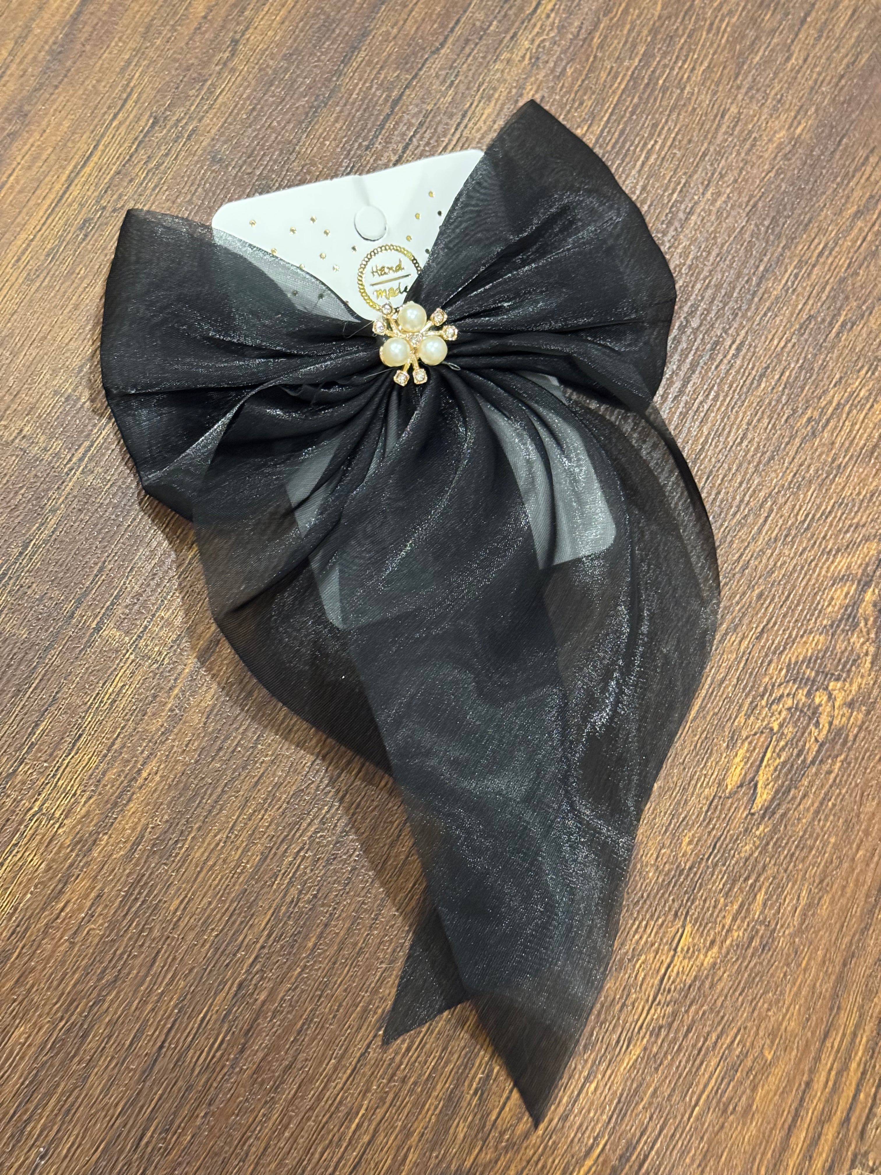 Premium black bow