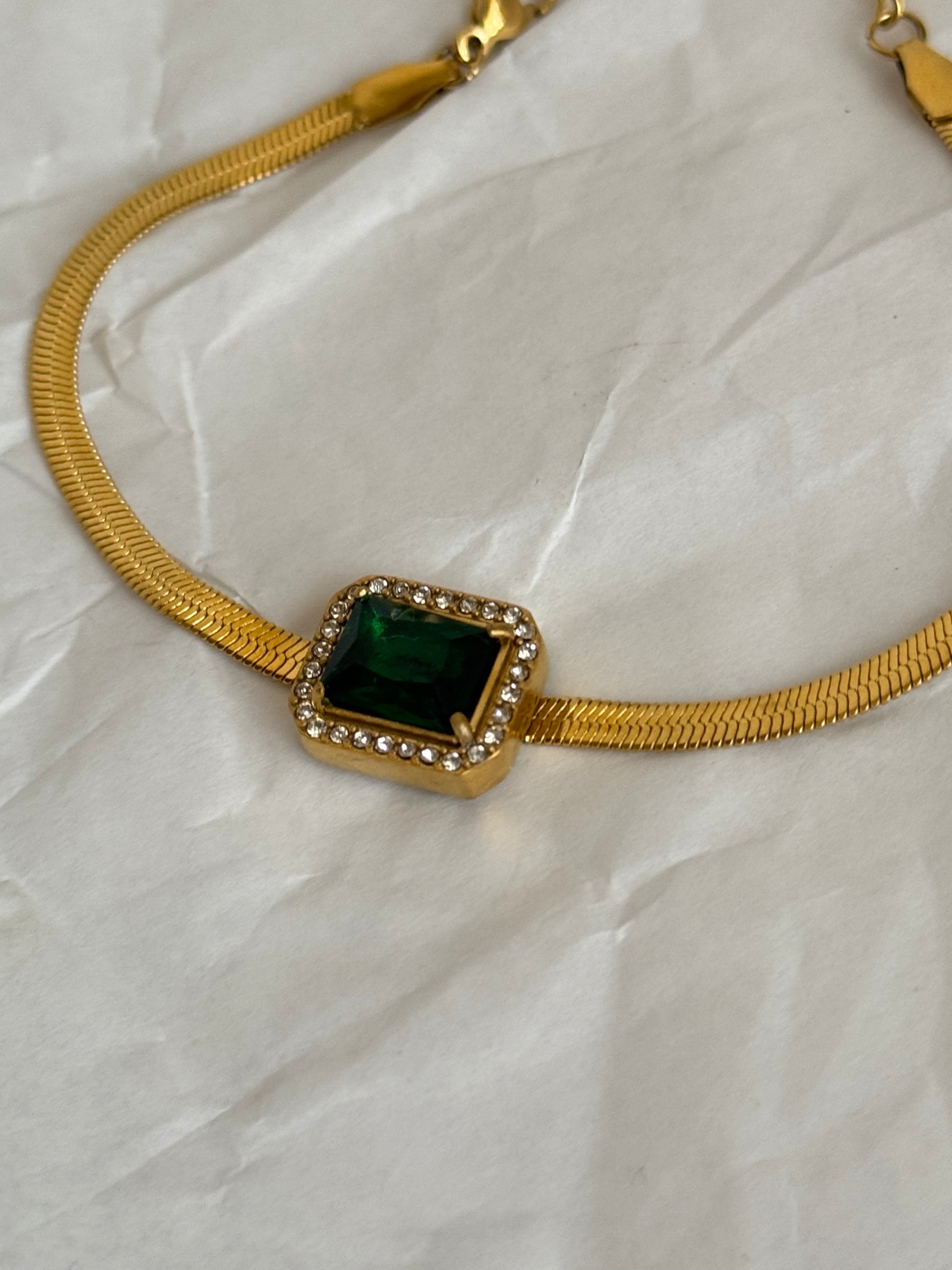 Emerald bracelet