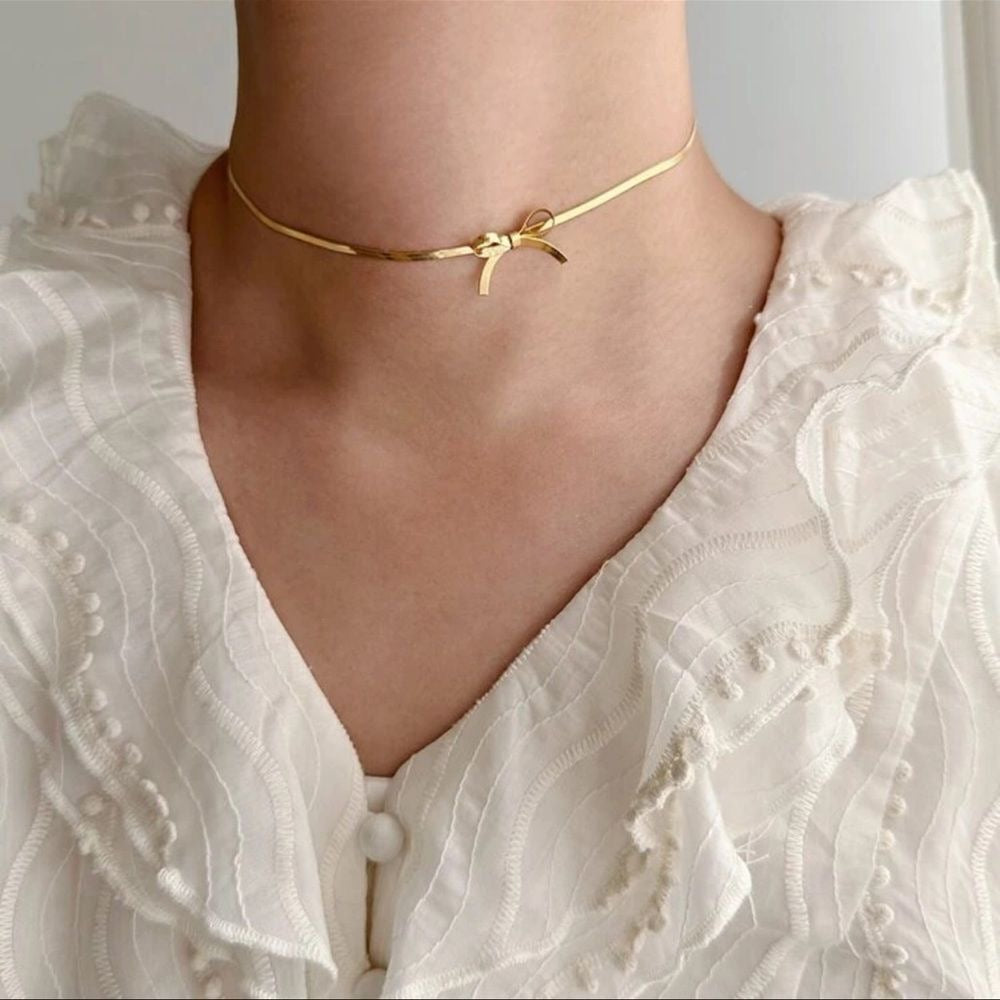 Bow choker necklace 🎀