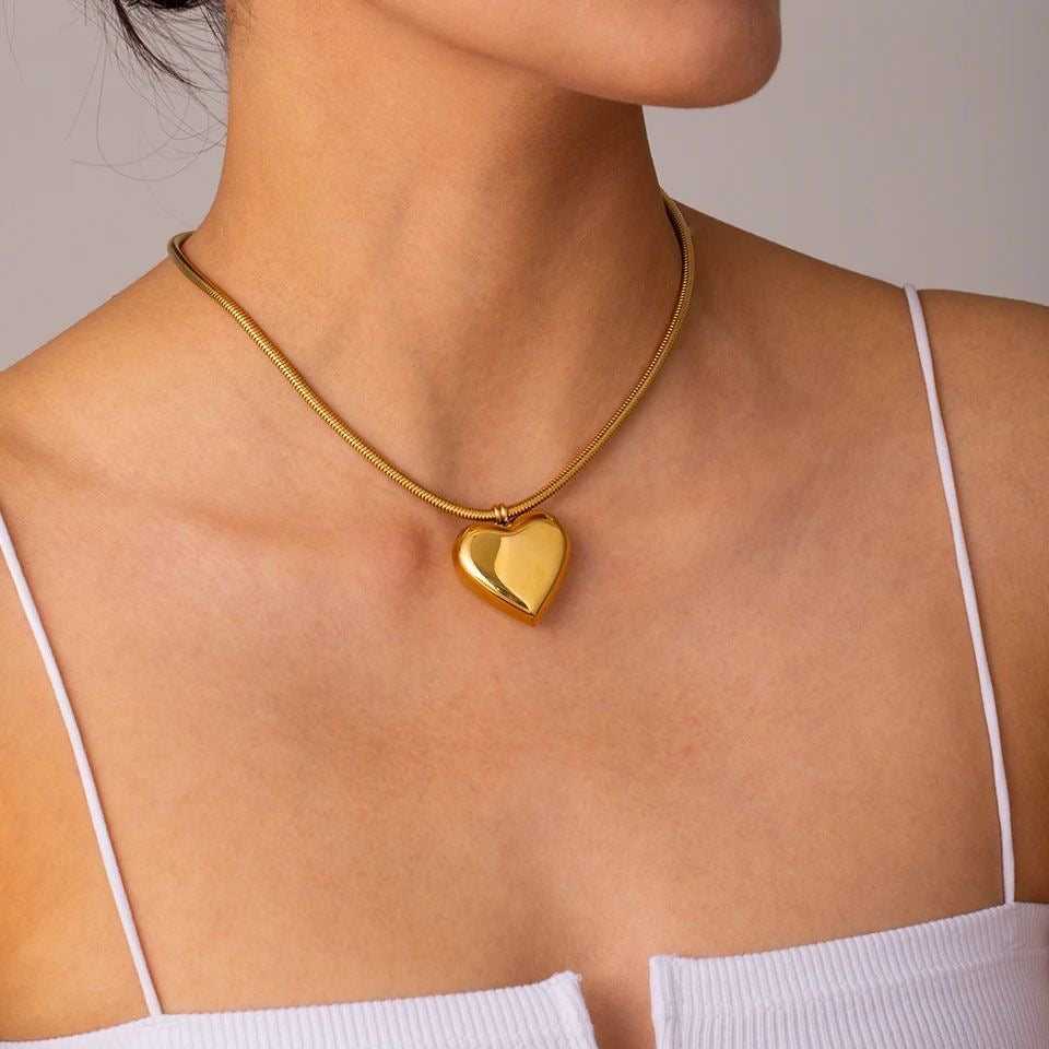 Big heart necklace