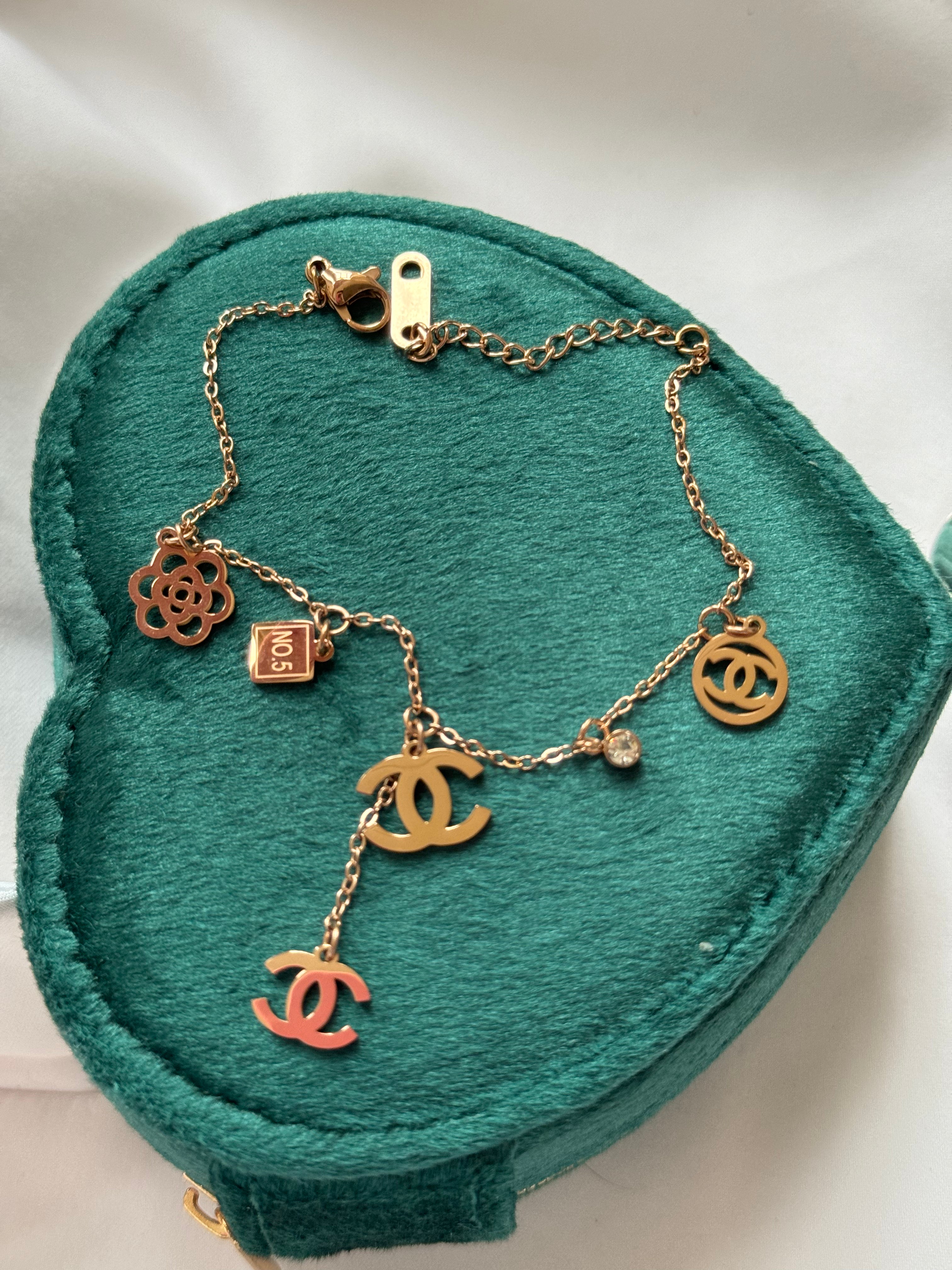 CC chain bracelet